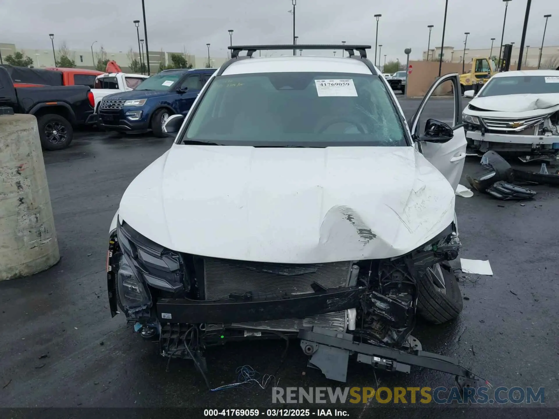 13 Photograph of a damaged car 5NMJBCDE6SH468338 HYUNDAI TUCSON 2025