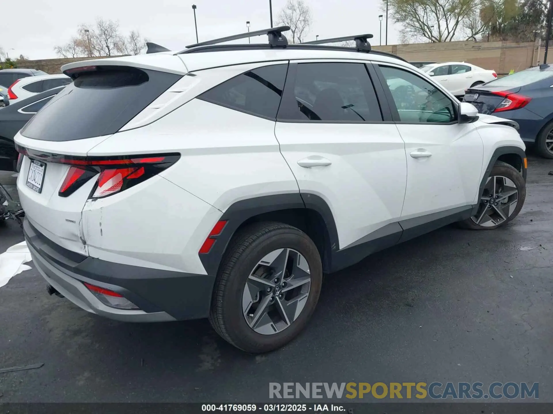 4 Photograph of a damaged car 5NMJBCDE6SH468338 HYUNDAI TUCSON 2025