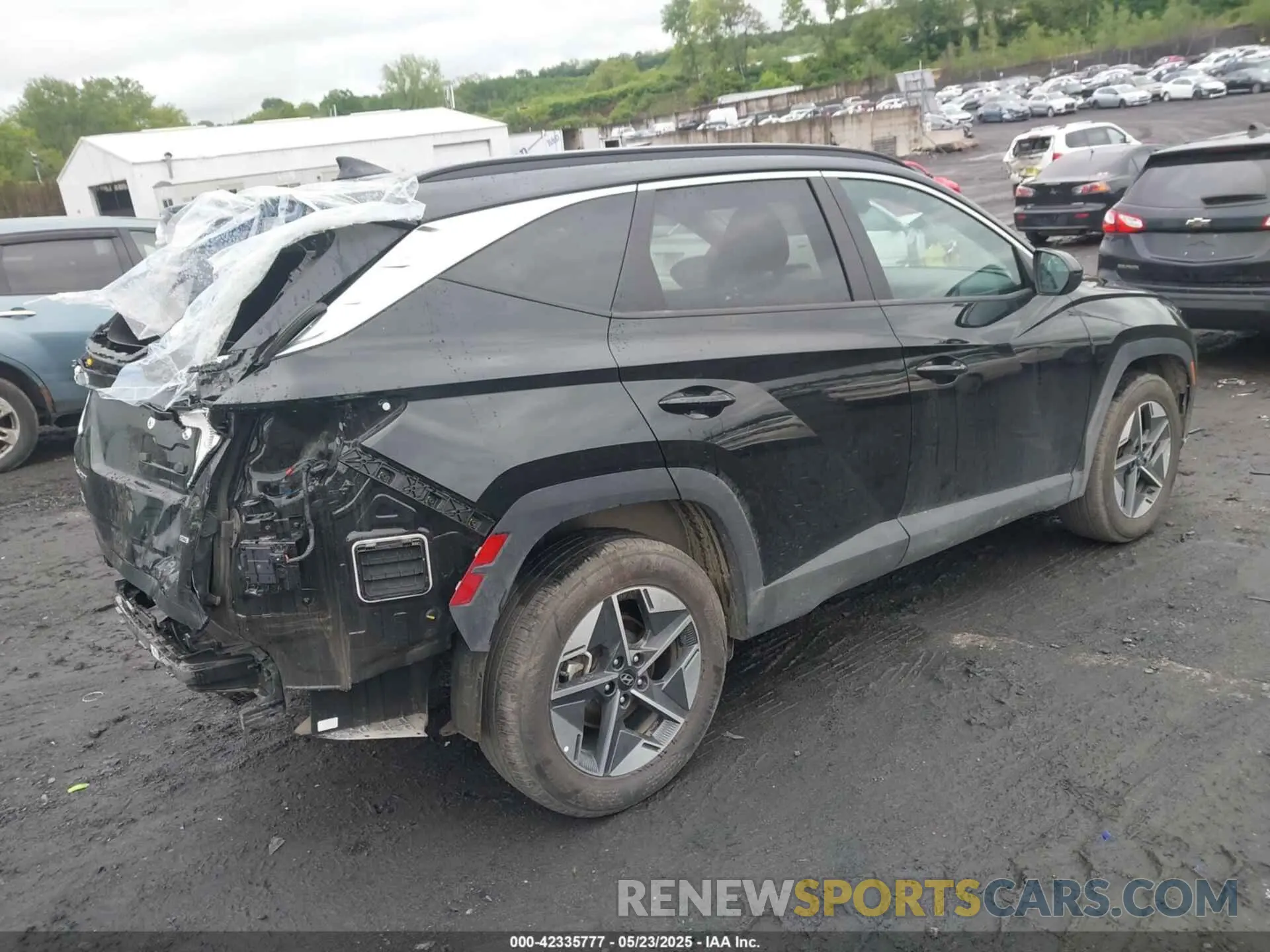 4 Photograph of a damaged car 5NMJBCDE7SH441486 HYUNDAI TUCSON 2025