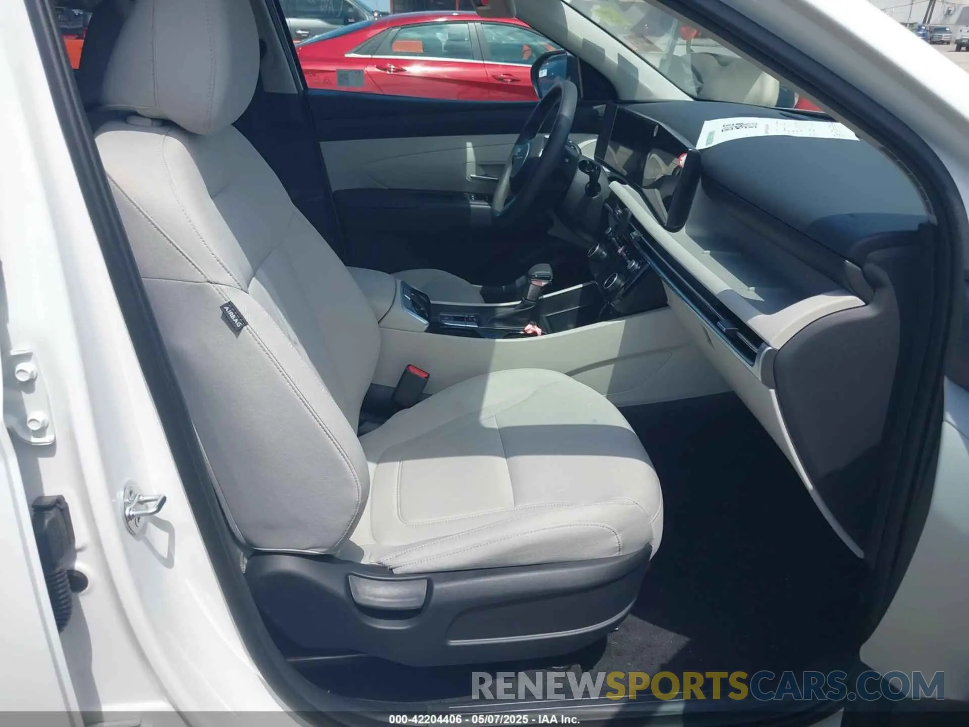 5 Photograph of a damaged car 5NMJBCDE7SH496648 HYUNDAI TUCSON 2025