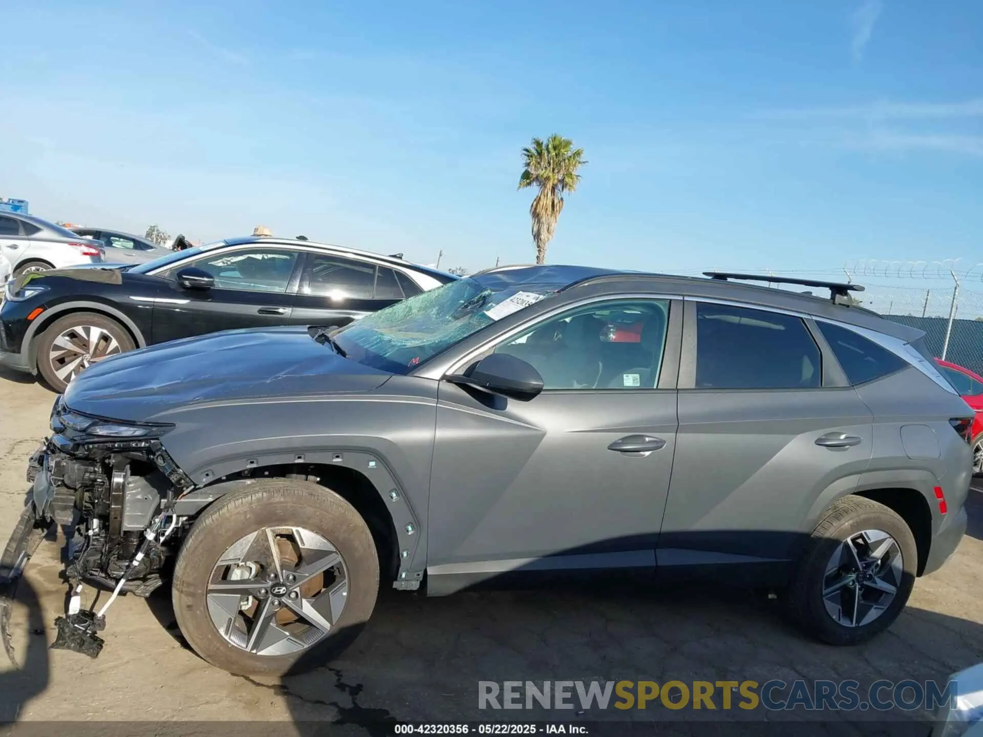 15 Photograph of a damaged car 5NMJBCDE8SH465828 HYUNDAI TUCSON 2025