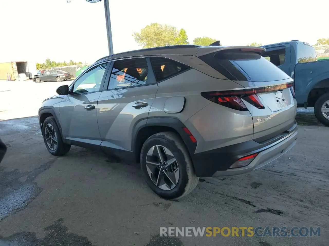 2 Photograph of a damaged car 5NMJBCDE8SH482922 HYUNDAI TUCSON 2025
