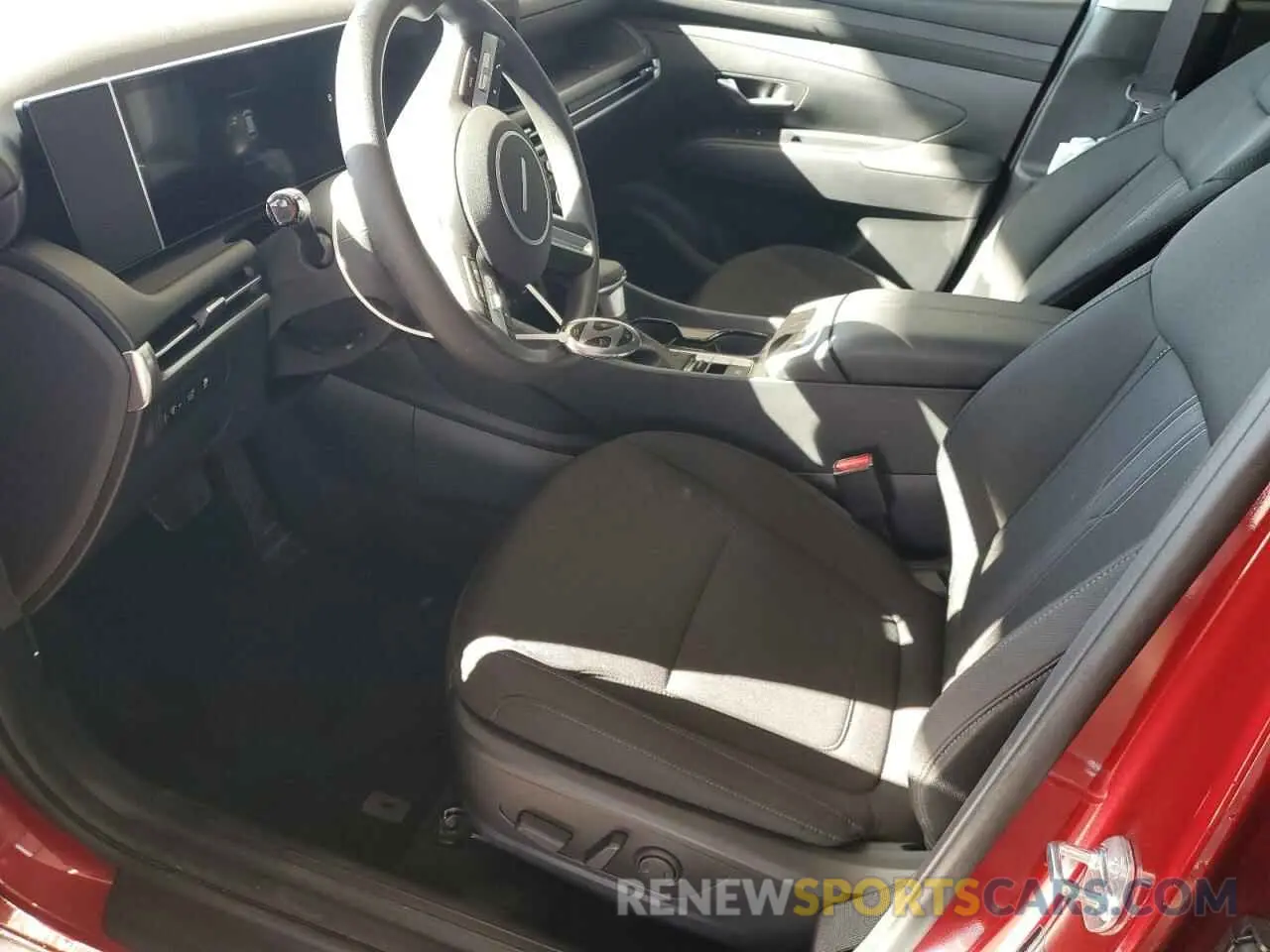 7 Photograph of a damaged car 5NMJBCDE8SH493323 HYUNDAI TUCSON 2025