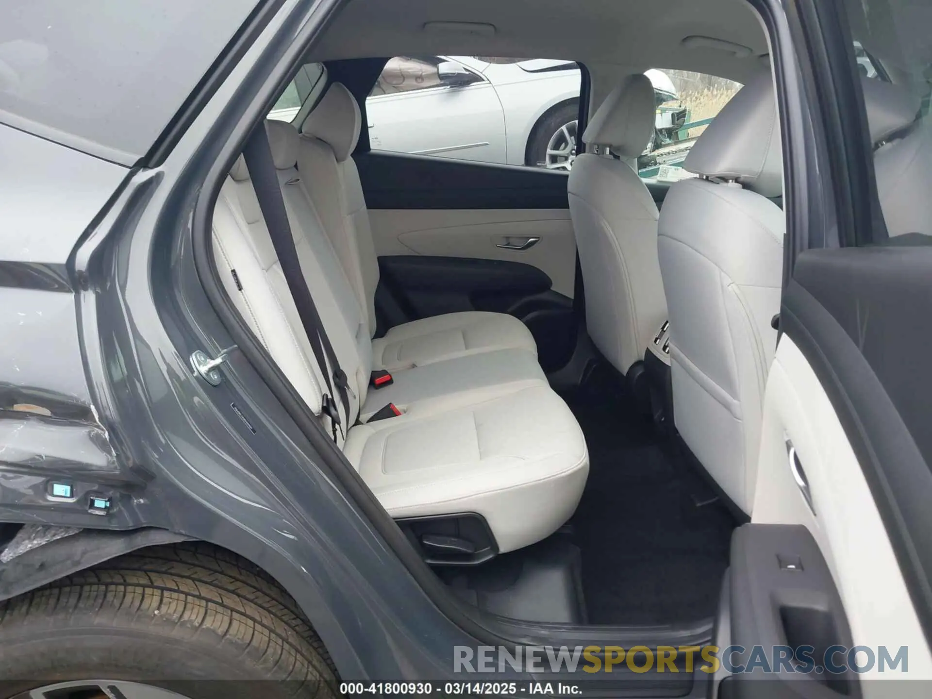 8 Photograph of a damaged car 5NMJBCDE8SH509021 HYUNDAI TUCSON 2025
