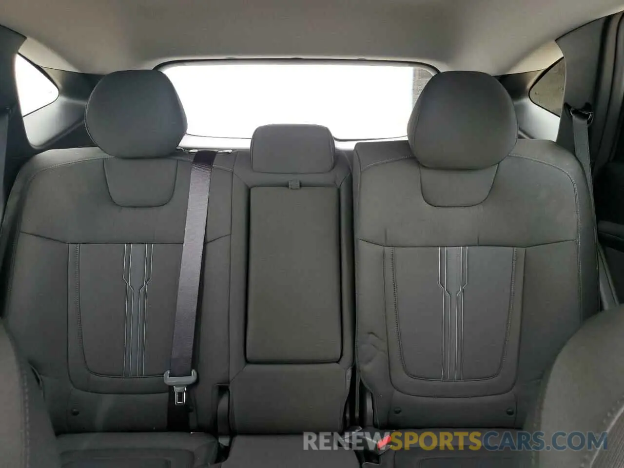 10 Photograph of a damaged car 5NMJBCDE9SH481052 HYUNDAI TUCSON 2025