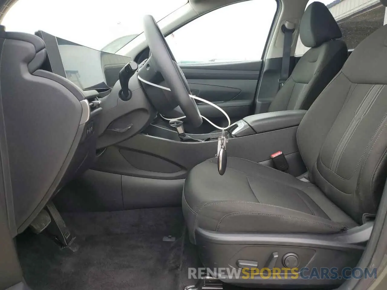 7 Photograph of a damaged car 5NMJBCDE9SH481052 HYUNDAI TUCSON 2025