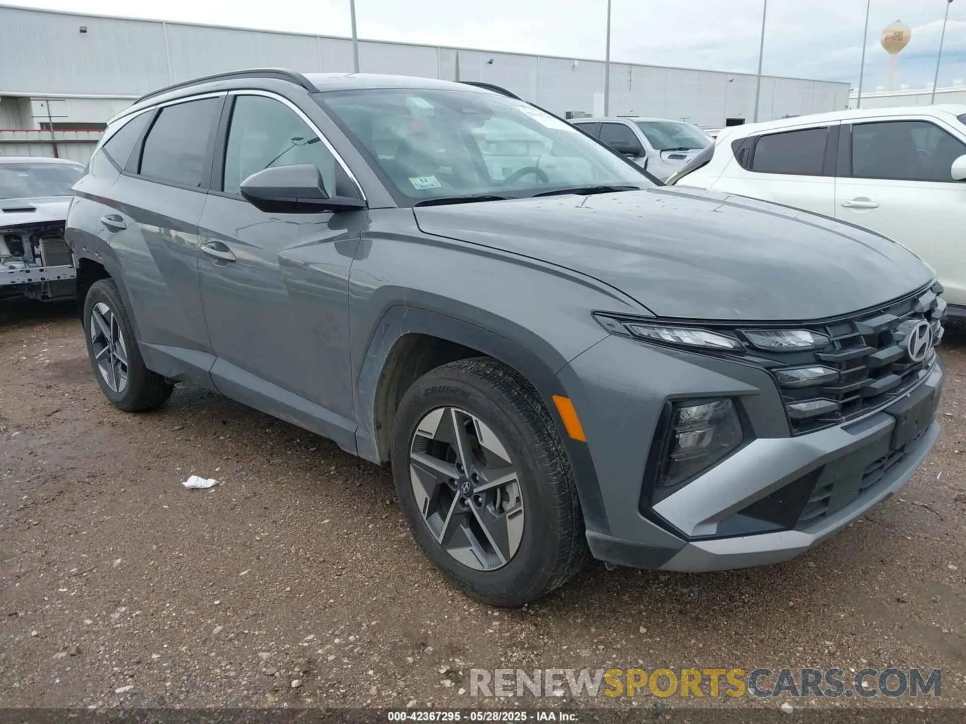1 Photograph of a damaged car 5NMJBCDE9SH498837 HYUNDAI TUCSON 2025