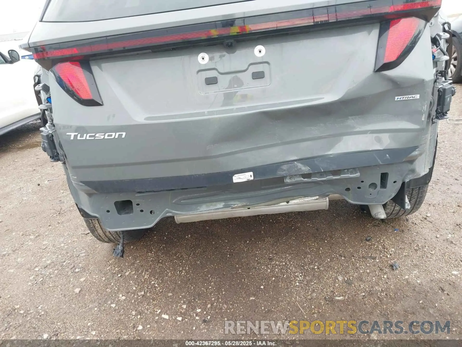 6 Photograph of a damaged car 5NMJBCDE9SH498837 HYUNDAI TUCSON 2025