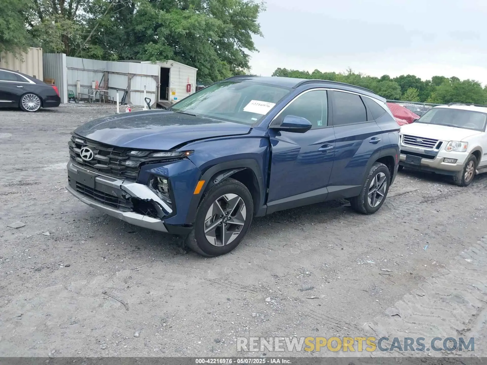 2 Photograph of a damaged car 5NMJBCDEXSH492089 HYUNDAI TUCSON 2025
