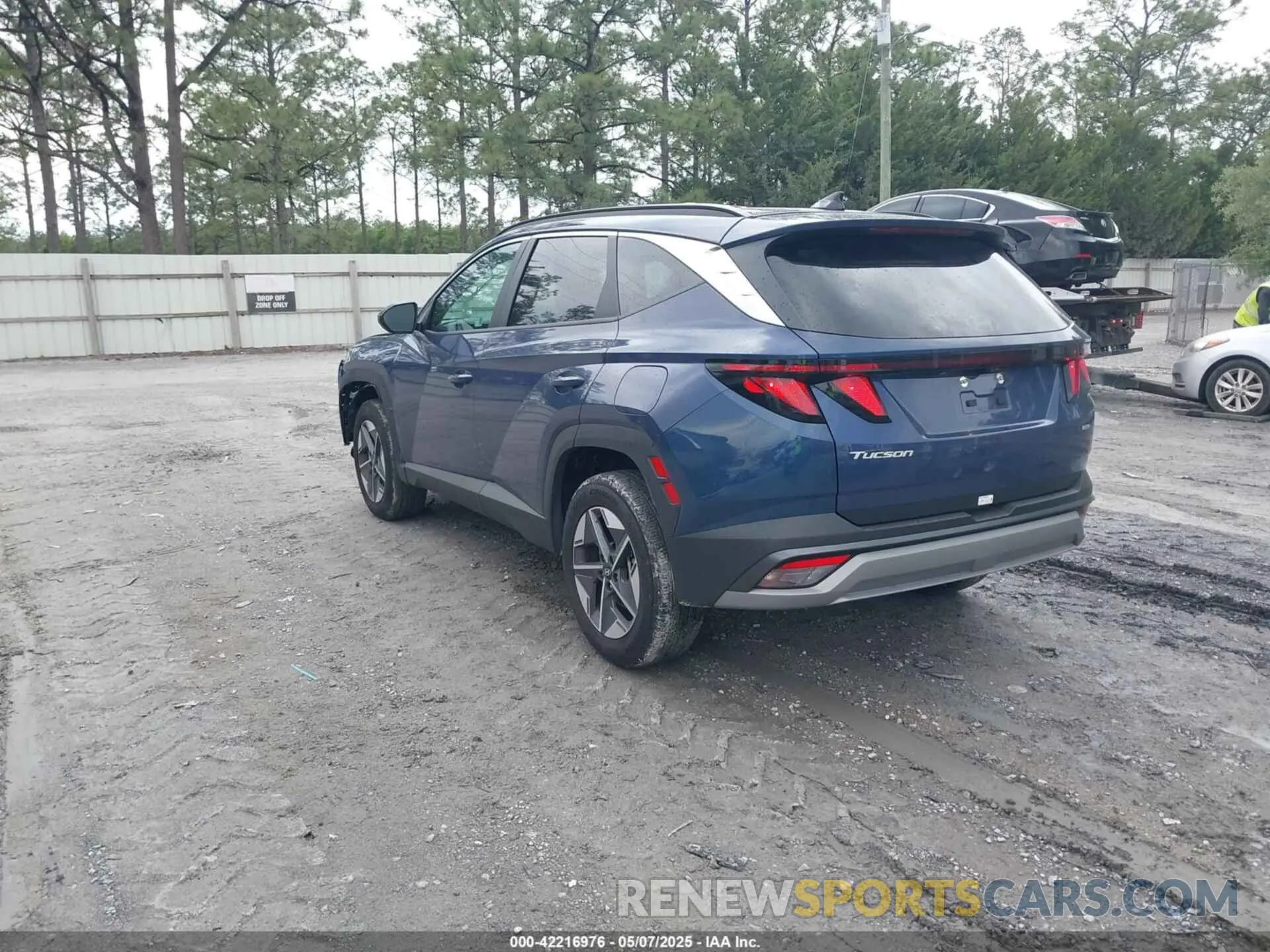3 Photograph of a damaged car 5NMJBCDEXSH492089 HYUNDAI TUCSON 2025
