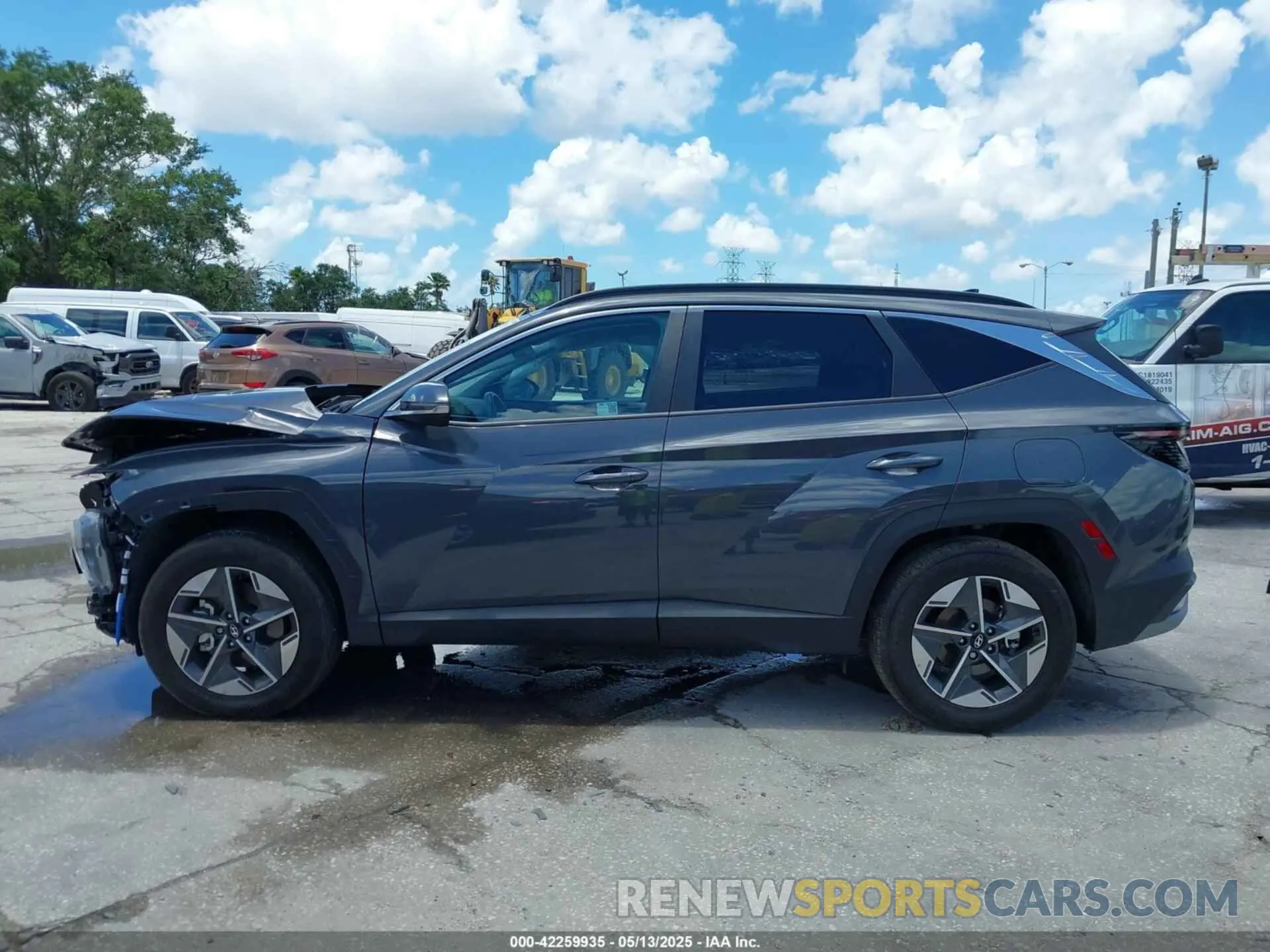 15 Photograph of a damaged car 5NMJC3DE0SH454674 HYUNDAI TUCSON 2025
