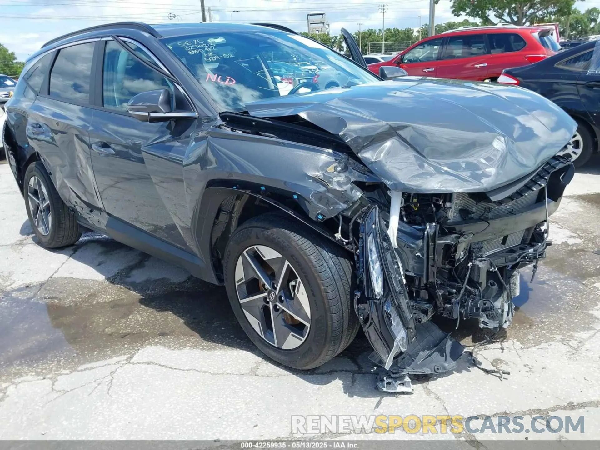 6 Photograph of a damaged car 5NMJC3DE0SH454674 HYUNDAI TUCSON 2025