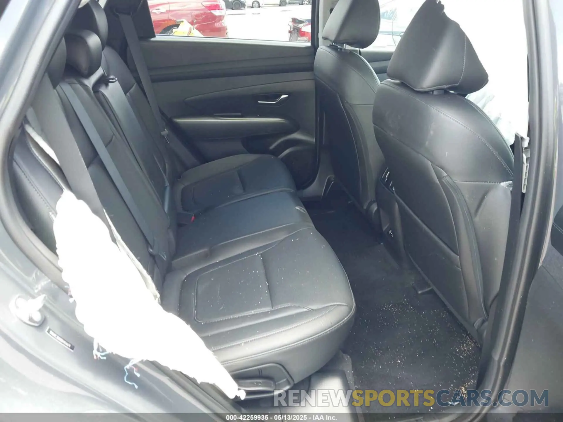 8 Photograph of a damaged car 5NMJC3DE0SH454674 HYUNDAI TUCSON 2025