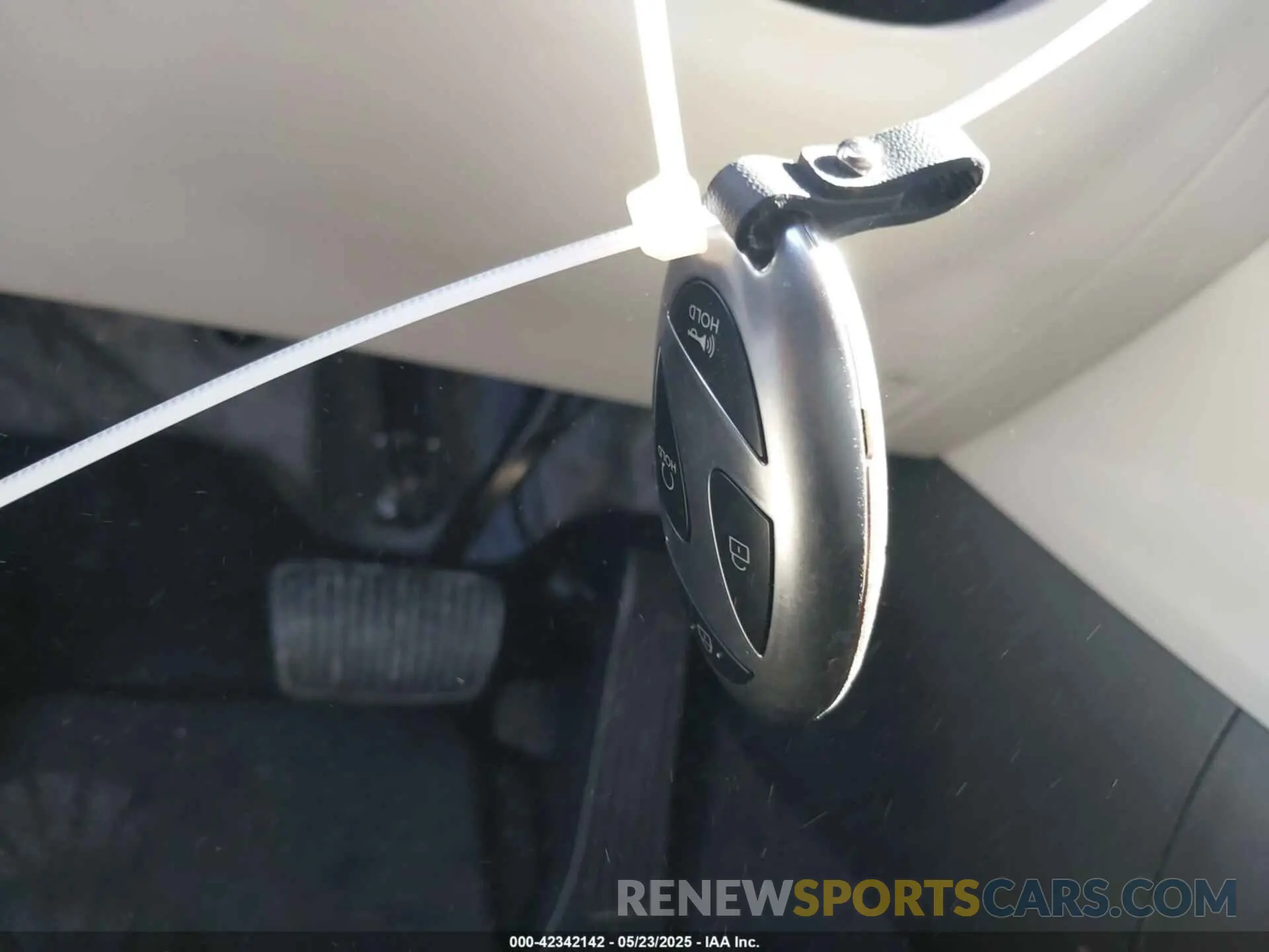 11 Photograph of a damaged car 5NMJC3DE7SH448824 HYUNDAI TUCSON 2025