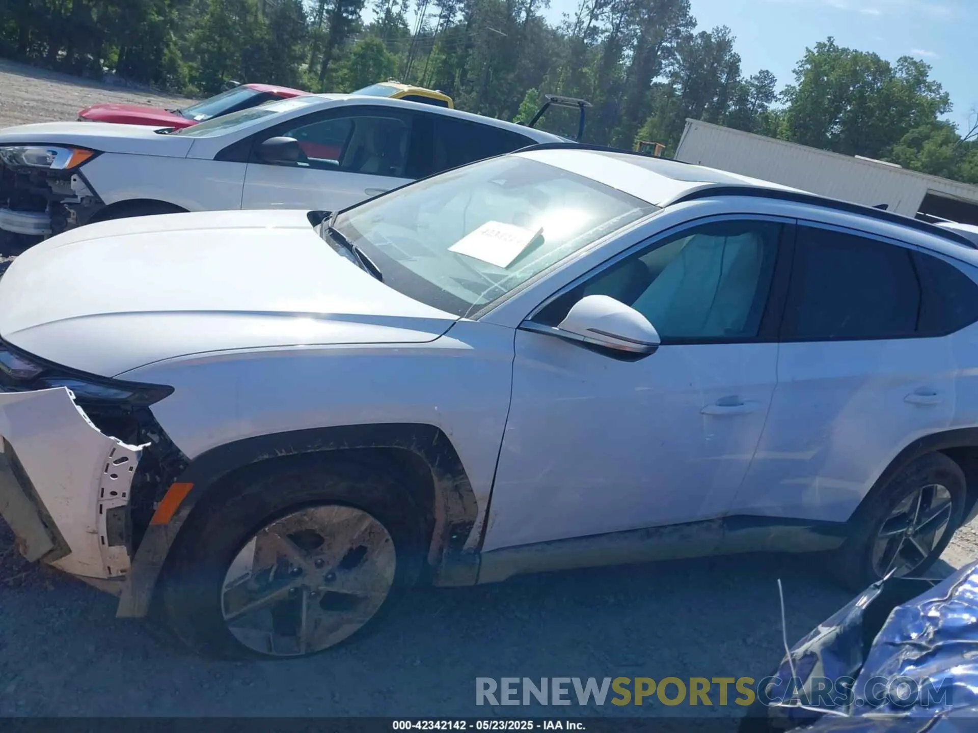 14 Photograph of a damaged car 5NMJC3DE7SH448824 HYUNDAI TUCSON 2025