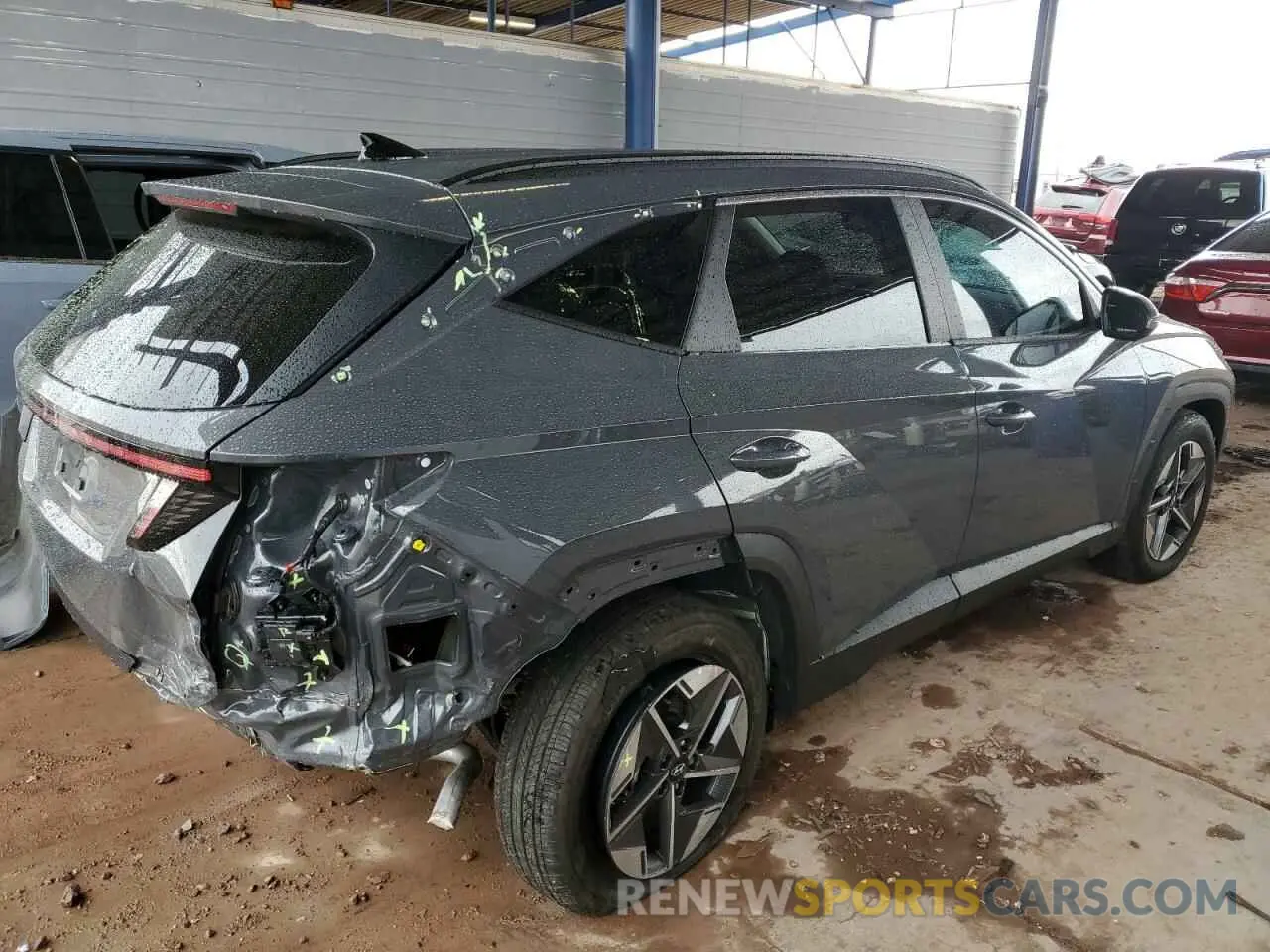 3 Photograph of a damaged car 5NMJC3DE9SH465995 HYUNDAI TUCSON 2025