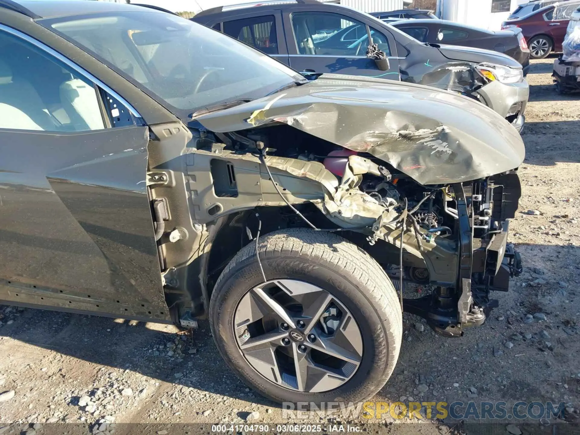 18 Photograph of a damaged car 5NMJC3DEXSH447148 HYUNDAI TUCSON 2025