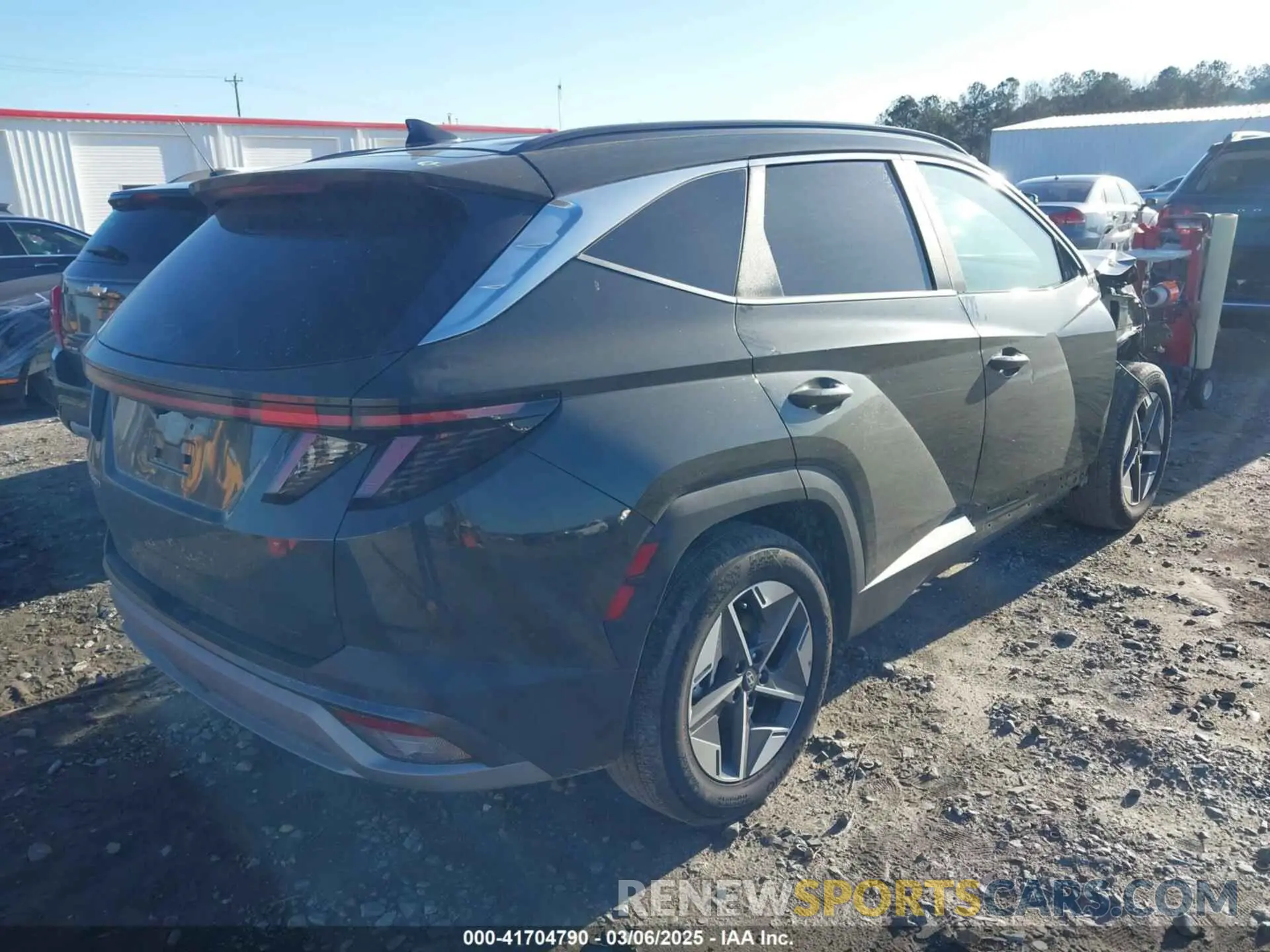 4 Photograph of a damaged car 5NMJC3DEXSH447148 HYUNDAI TUCSON 2025