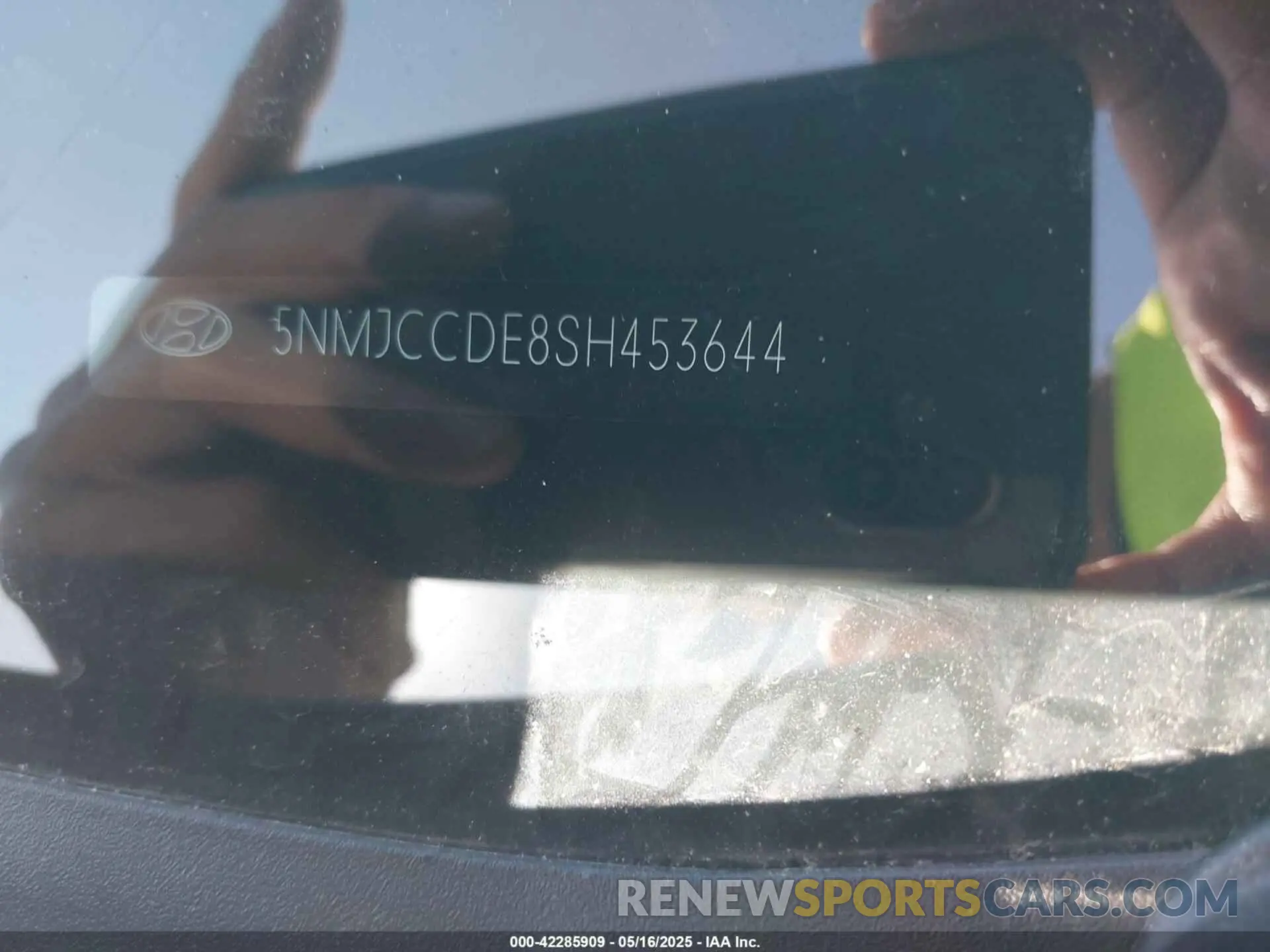 9 Photograph of a damaged car 5NMJCCDE8SH453644 HYUNDAI TUCSON 2025