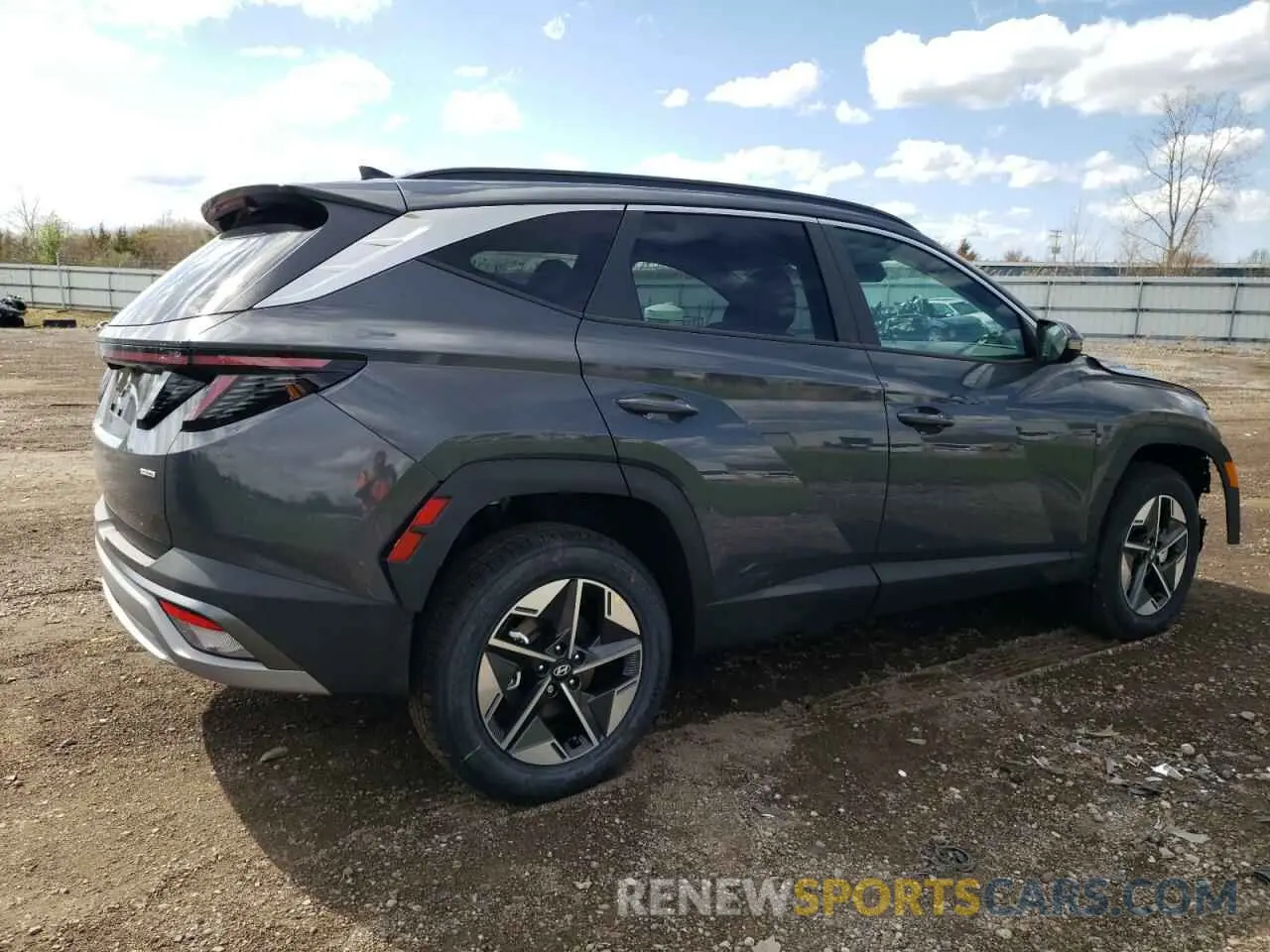 3 Photograph of a damaged car 5NMJCCDE9SH536791 HYUNDAI TUCSON 2025