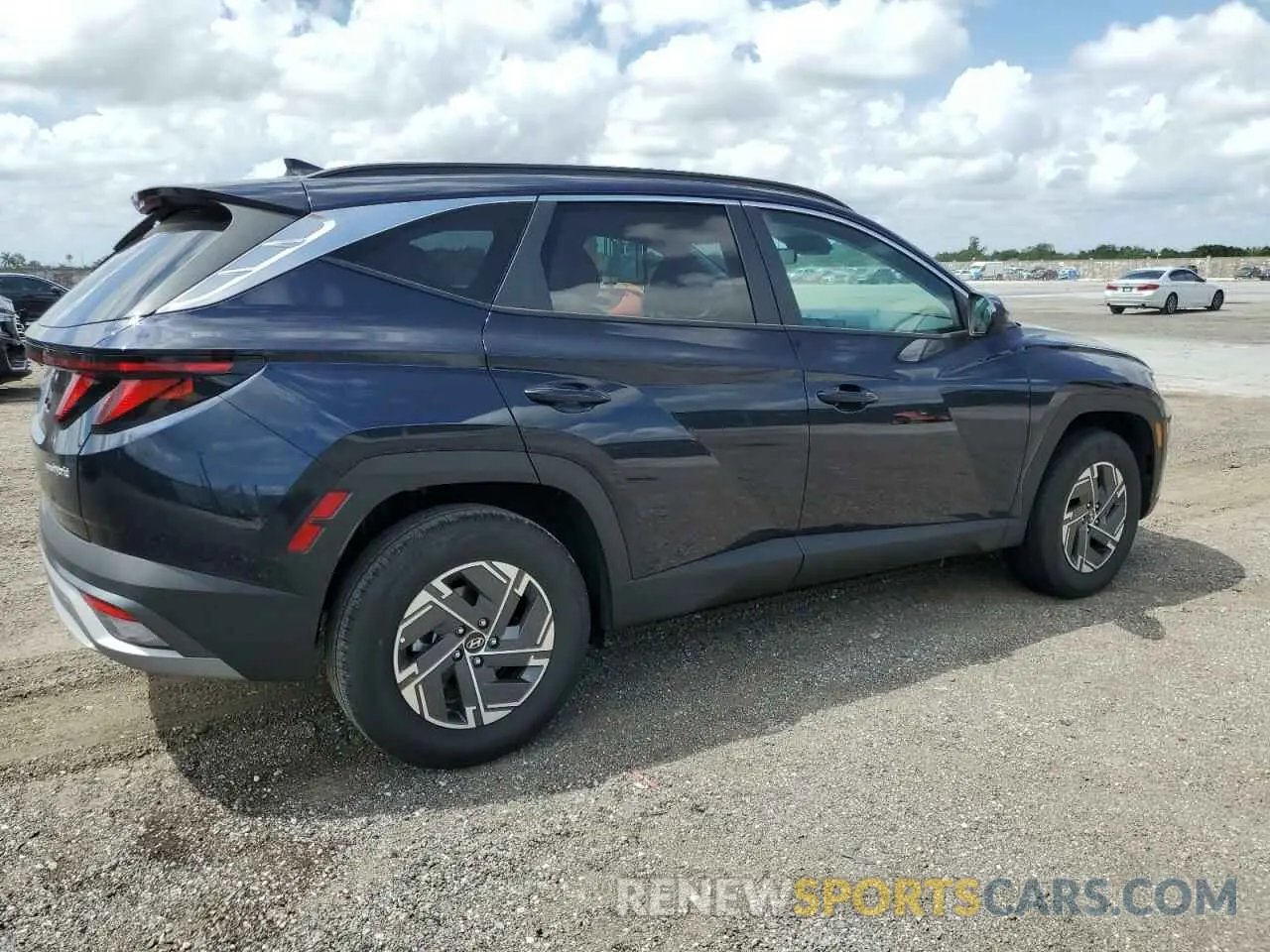 3 Photograph of a damaged car KM8JBDD16SU269393 HYUNDAI TUCSON 2025