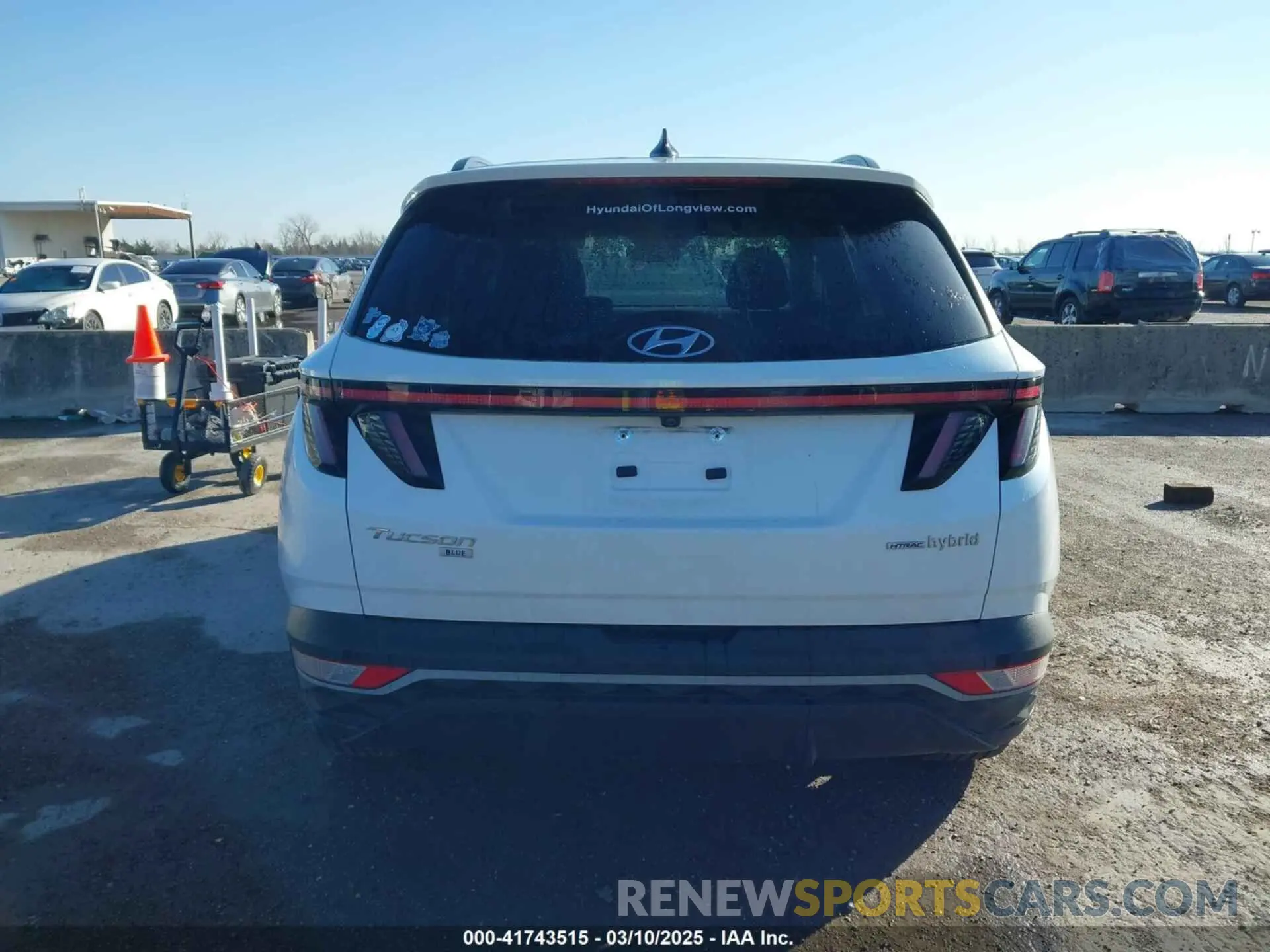 17 Photograph of a damaged car KM8JBCA13NU020844 HYUNDAI TUCSON HYBRID 2022