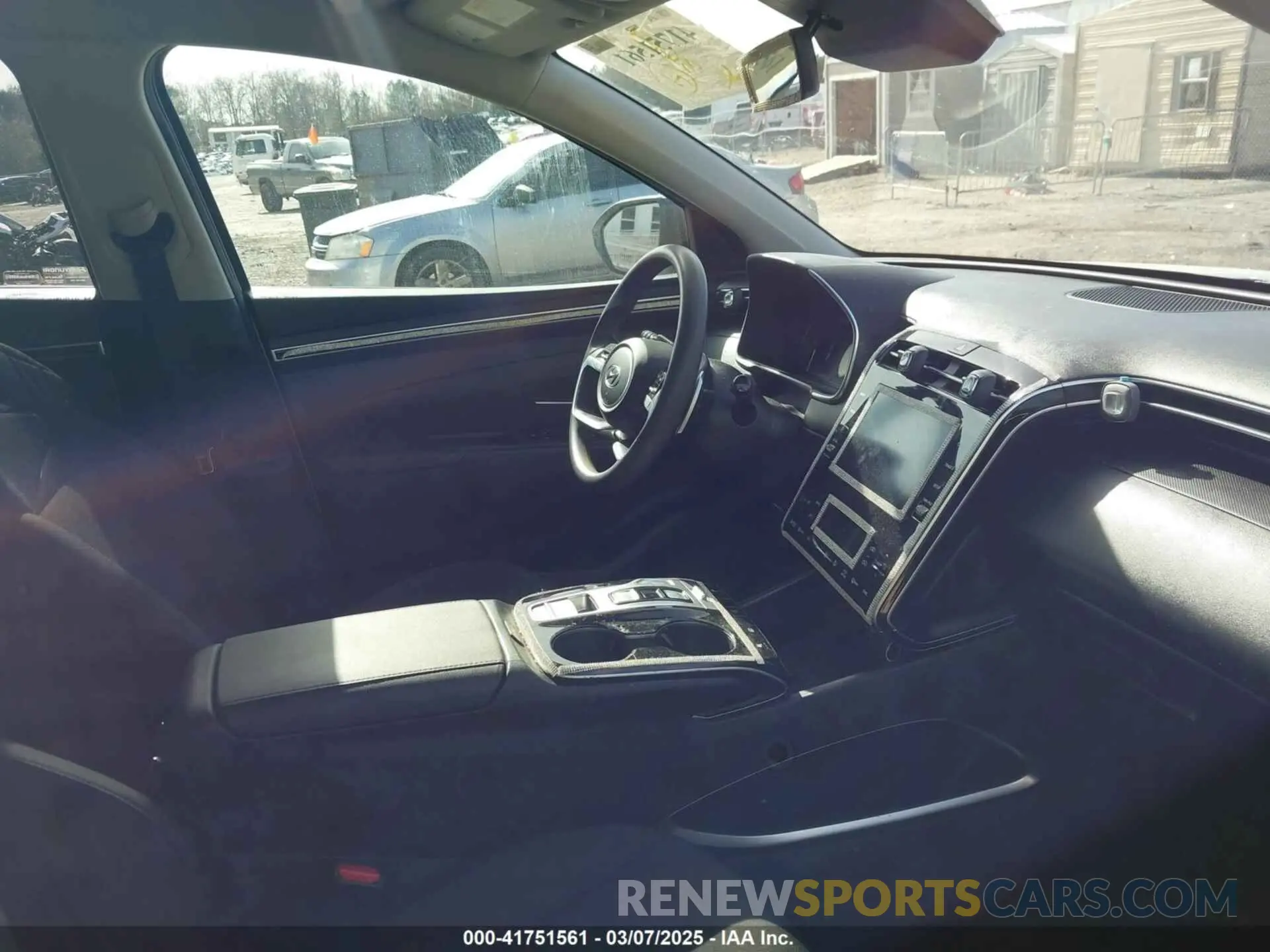 5 Photograph of a damaged car KM8JBCA15NU018979 HYUNDAI TUCSON HYBRID 2022