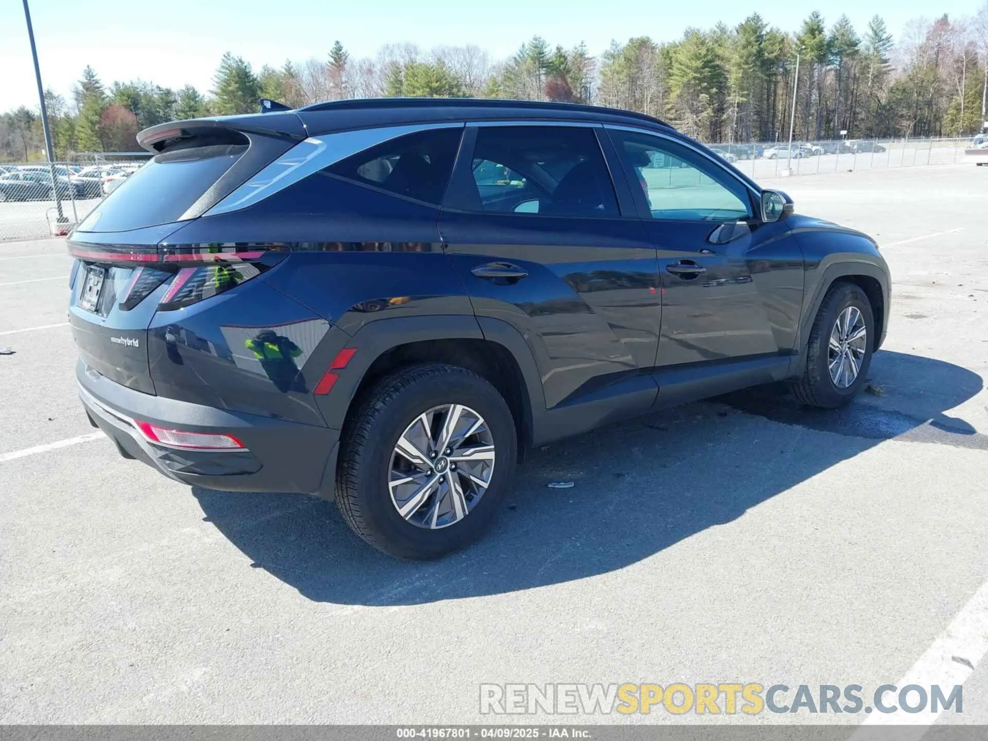 4 Photograph of a damaged car KM8JBCA15NU076428 HYUNDAI TUCSON HYBRID 2022