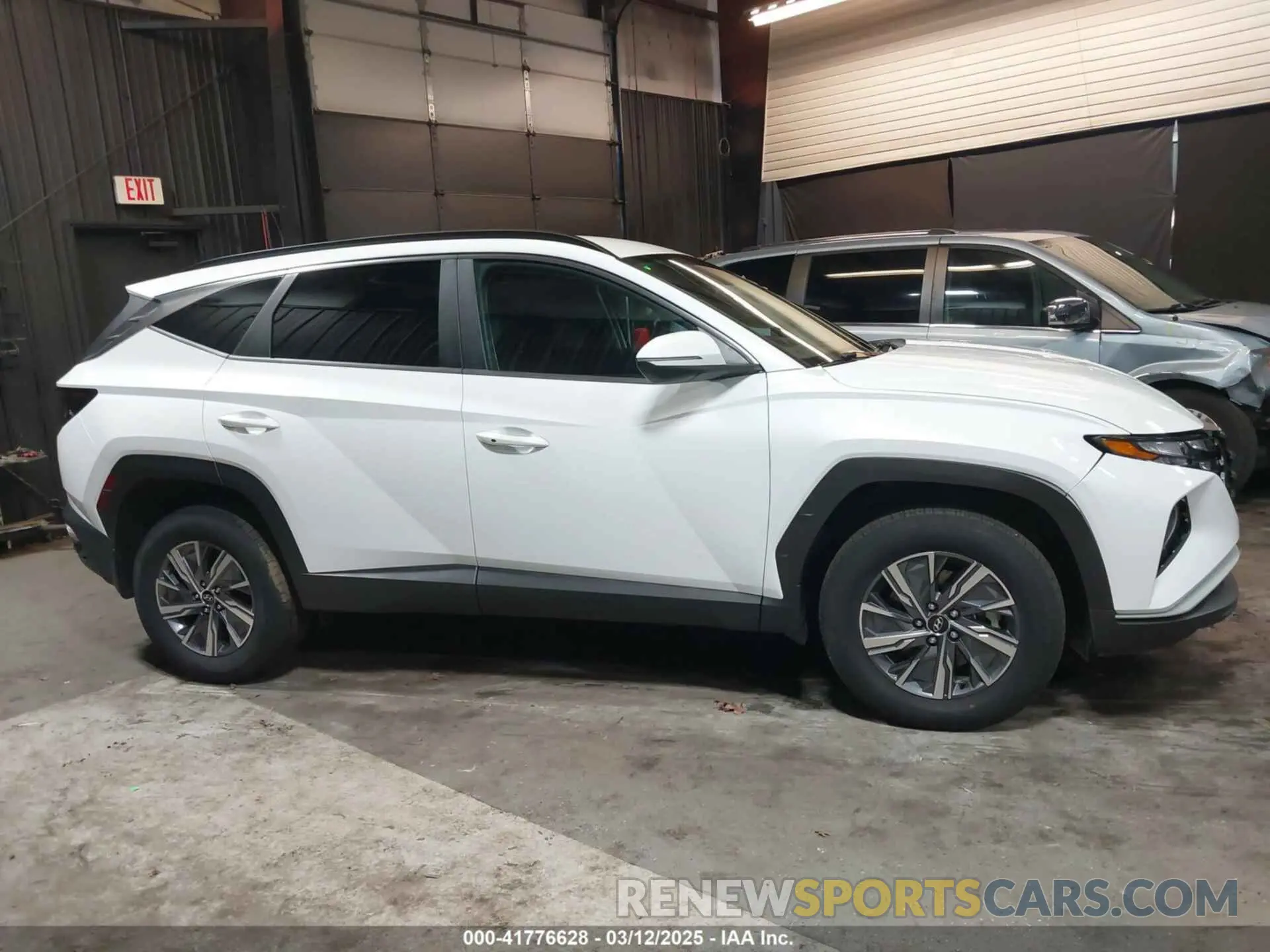 14 Photograph of a damaged car KM8JBCA16NU030896 HYUNDAI TUCSON HYBRID 2022