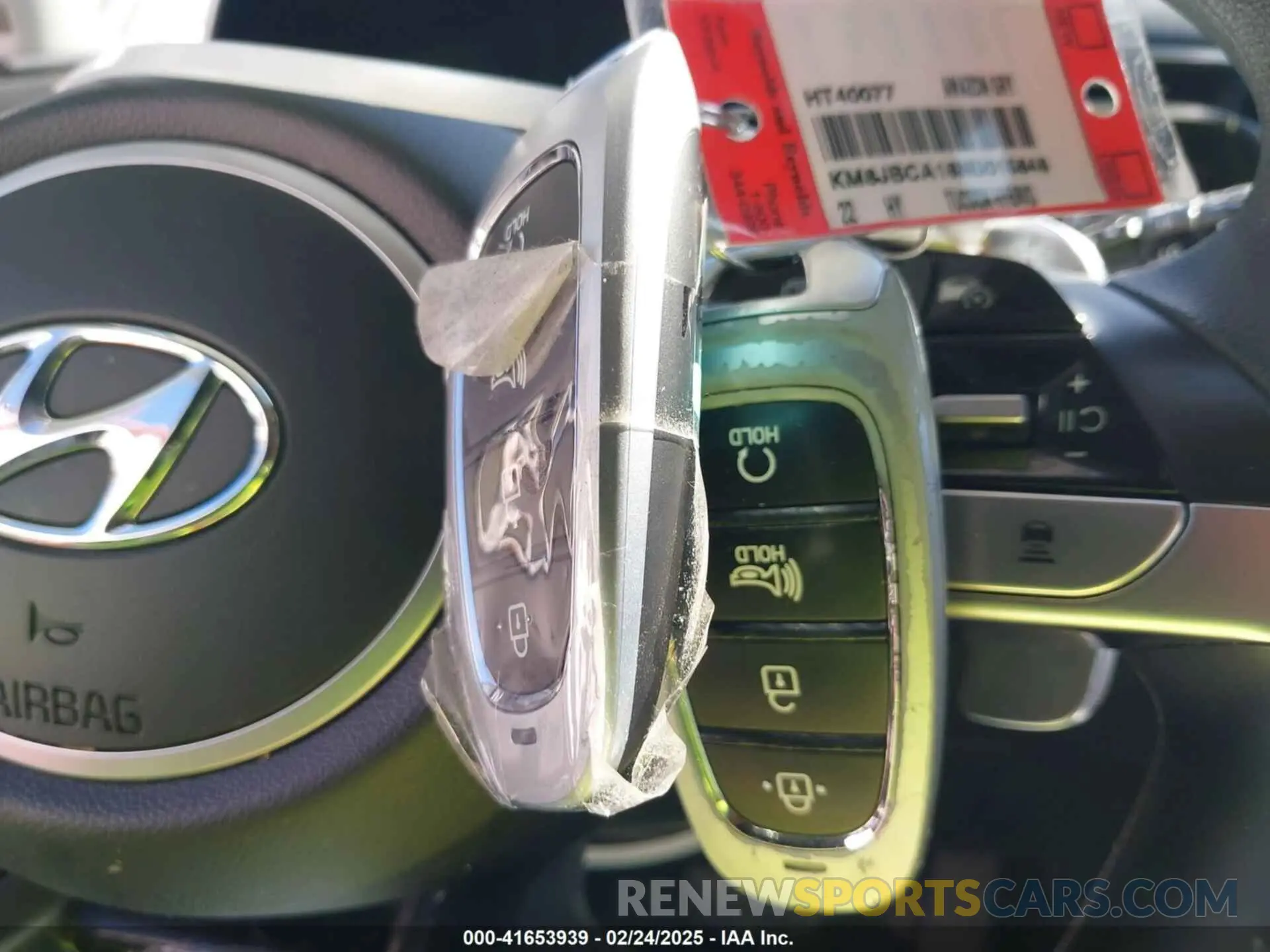 11 Photograph of a damaged car KM8JBCA18NU015848 HYUNDAI TUCSON HYBRID 2022