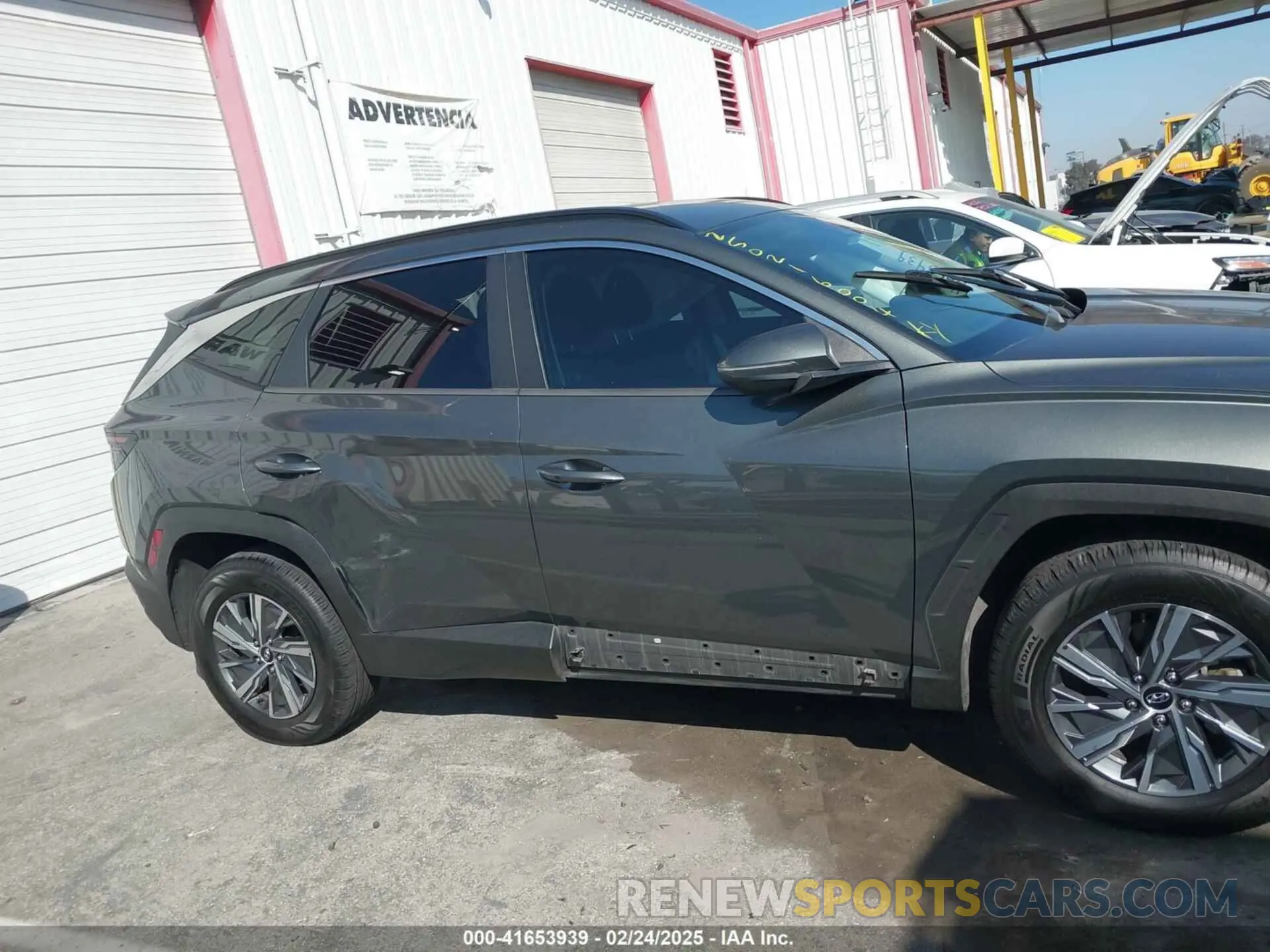 13 Photograph of a damaged car KM8JBCA18NU015848 HYUNDAI TUCSON HYBRID 2022
