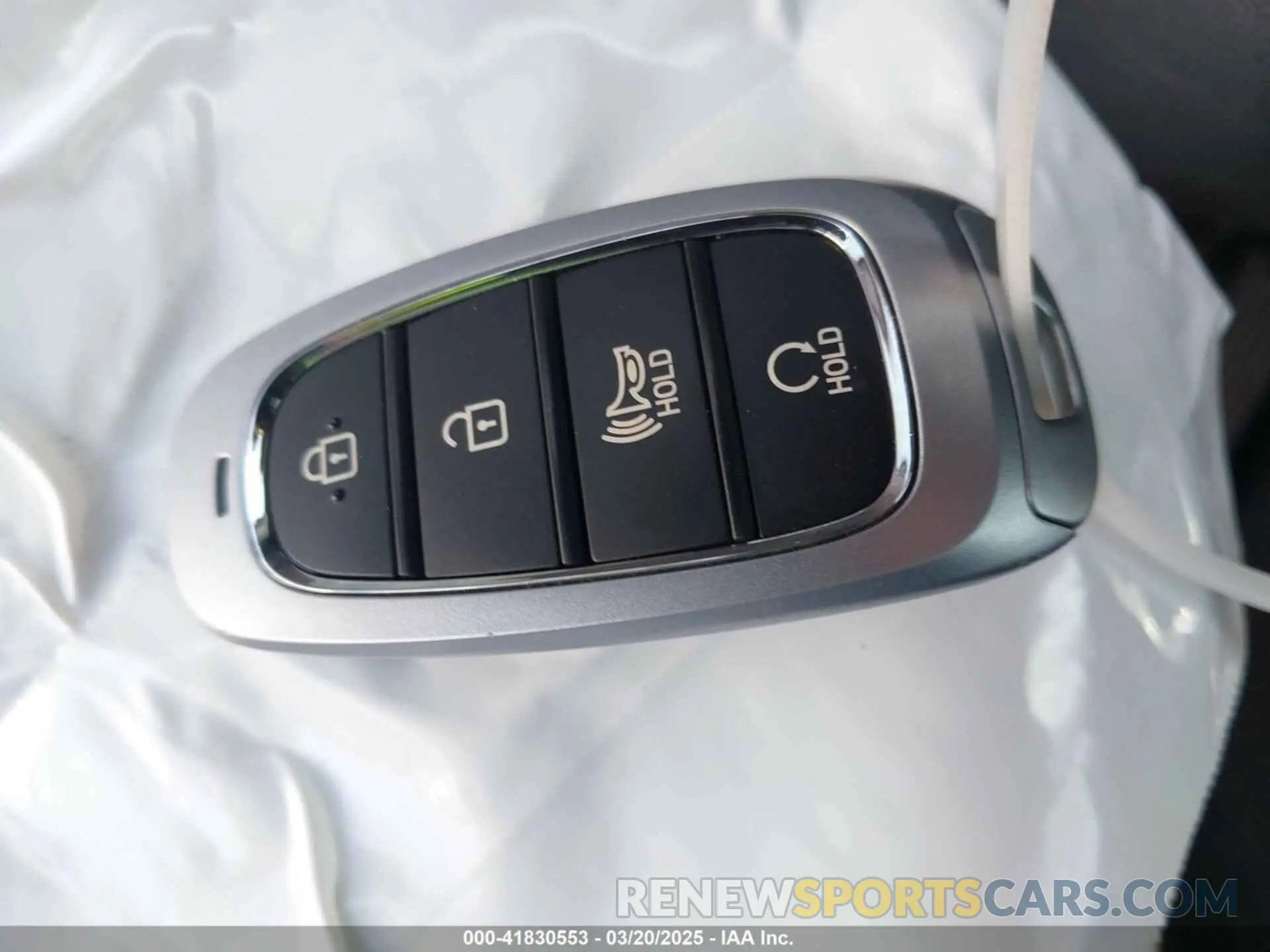 11 Photograph of a damaged car KM8JBCA19NU022291 HYUNDAI TUCSON HYBRID 2022