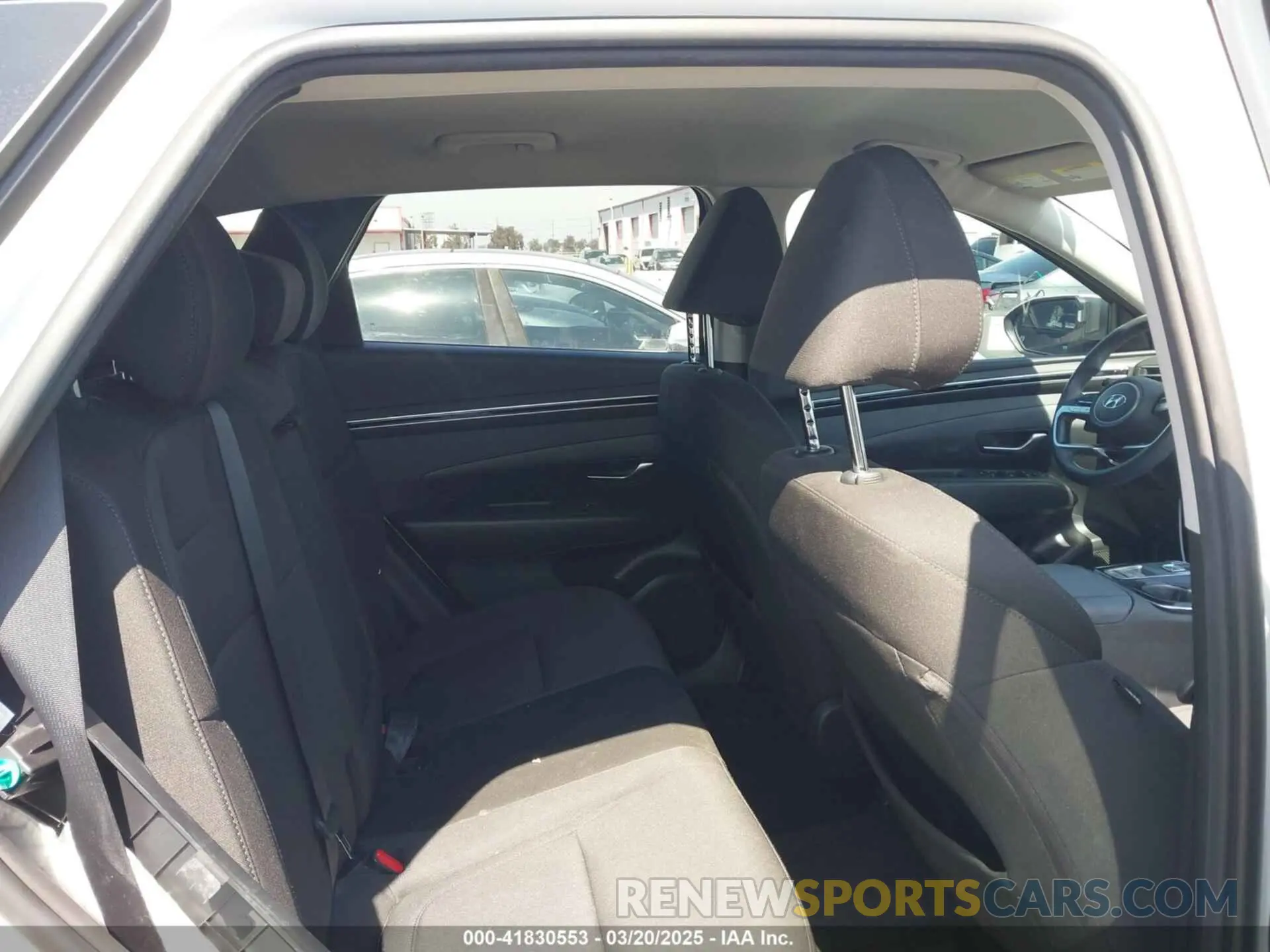 8 Photograph of a damaged car KM8JBCA19NU022291 HYUNDAI TUCSON HYBRID 2022