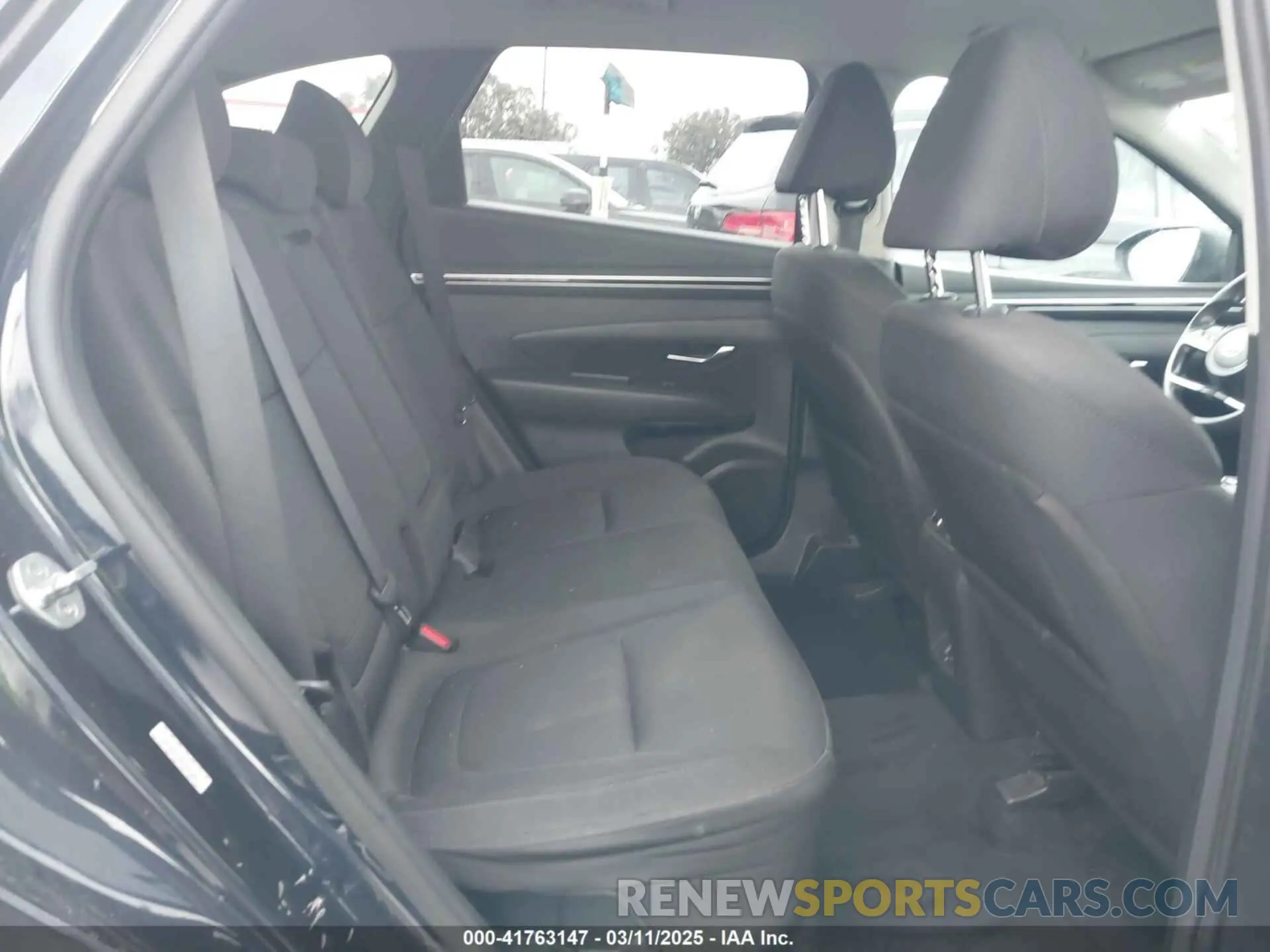 8 Photograph of a damaged car KM8JBCA19NU030360 HYUNDAI TUCSON HYBRID 2022