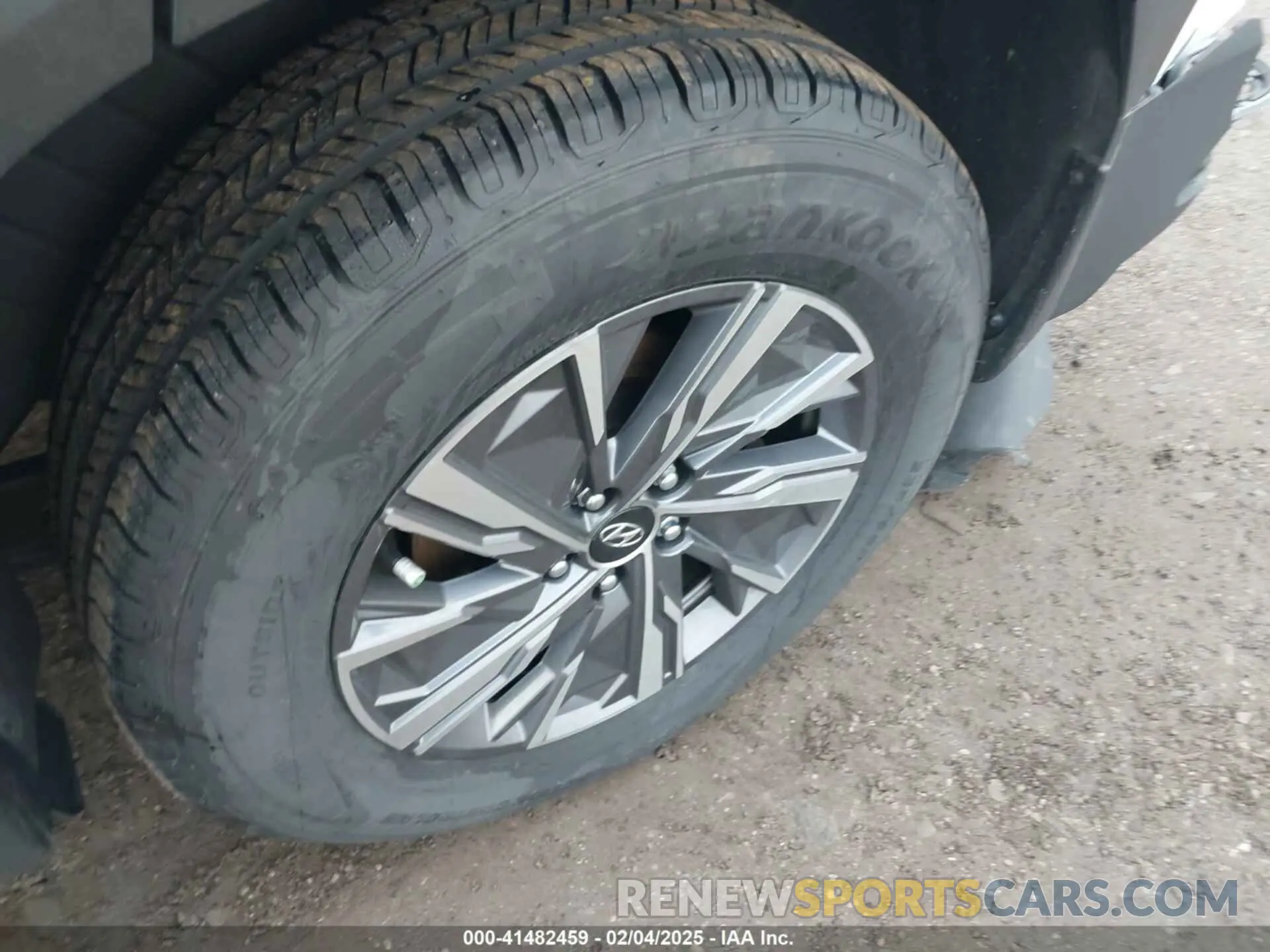 12 Photograph of a damaged car KM8JBCA19NU044095 HYUNDAI TUCSON HYBRID 2022