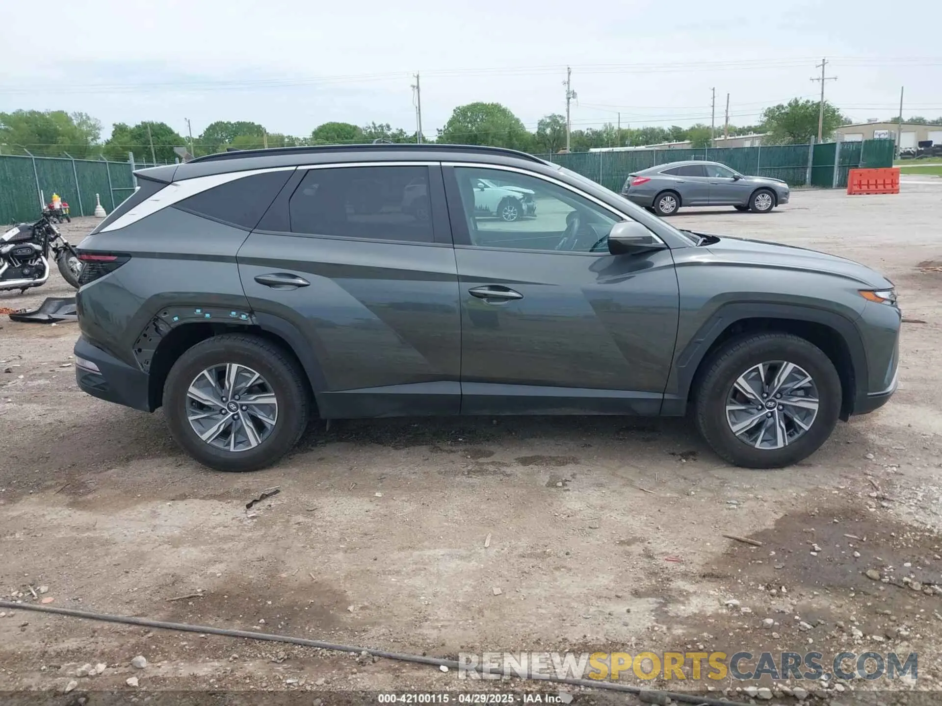 14 Photograph of a damaged car KM8JBCA1XNU025099 HYUNDAI TUCSON HYBRID 2022