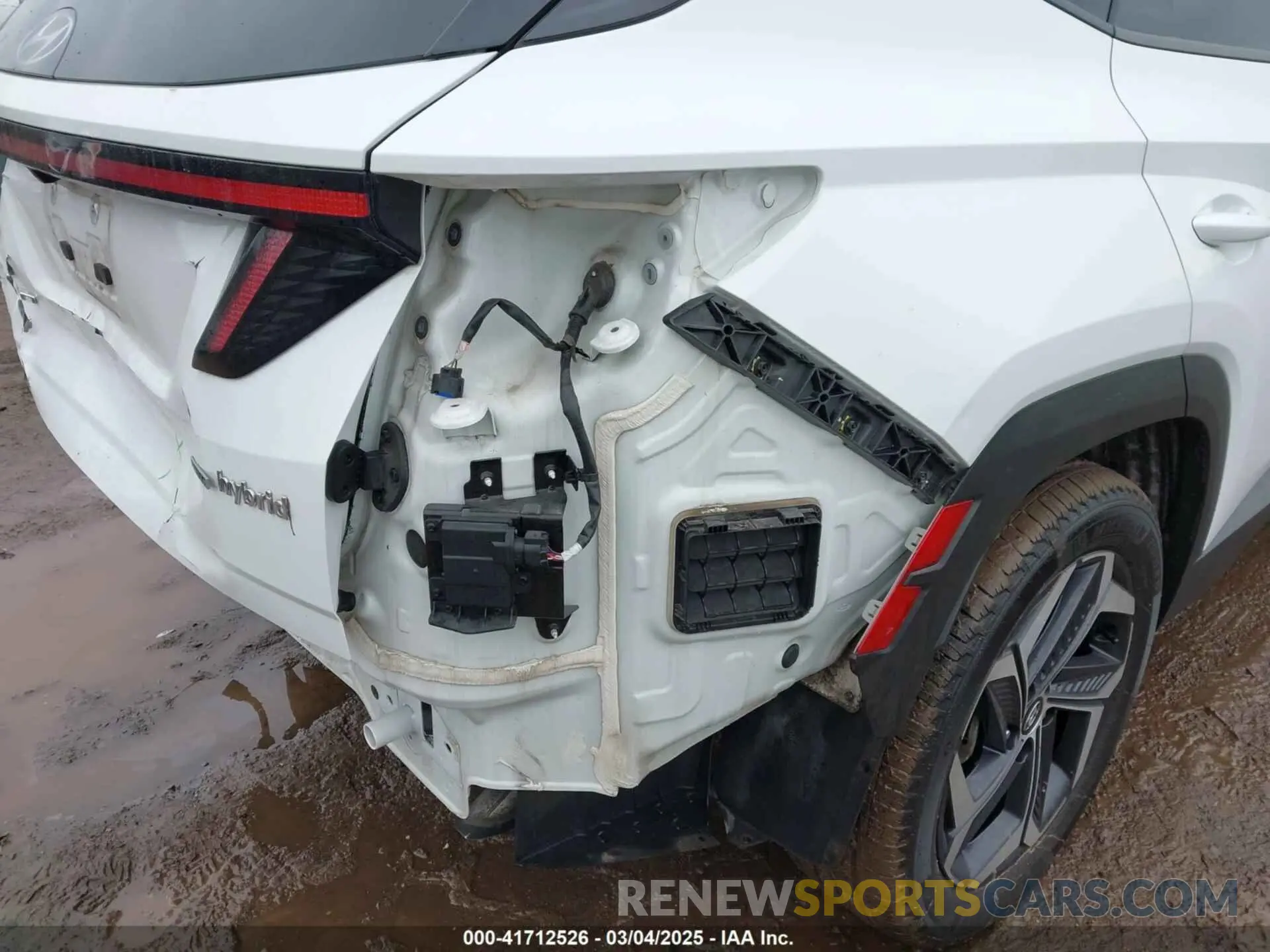 18 Photograph of a damaged car KM8JECA12NU027890 HYUNDAI TUCSON HYBRID 2022