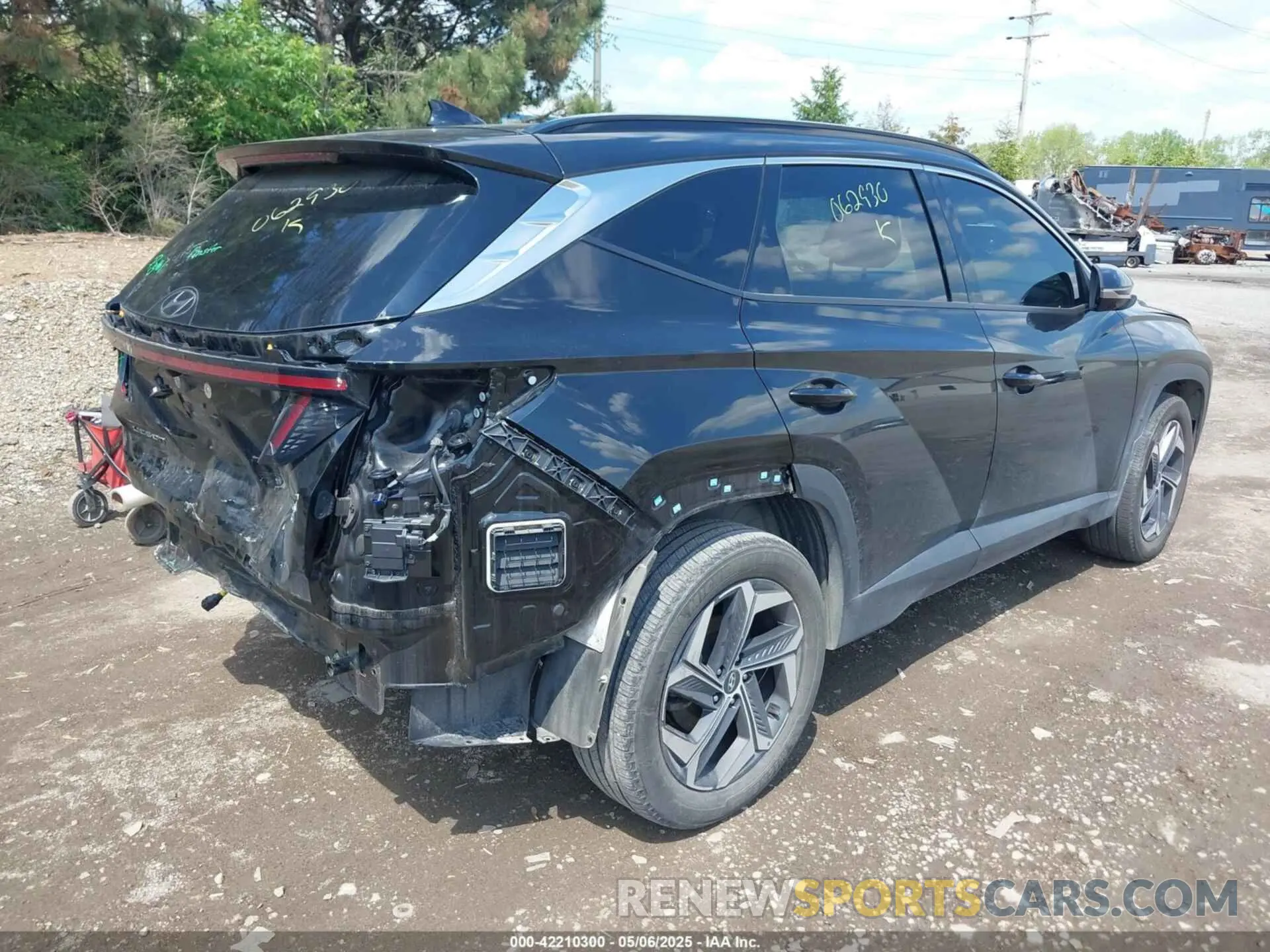 4 Photograph of a damaged car KM8JECA19NU062930 HYUNDAI TUCSON HYBRID 2022