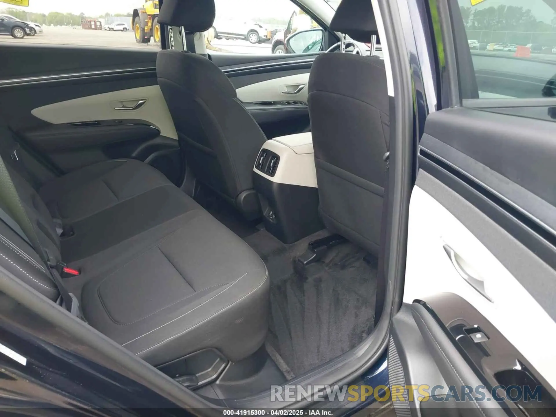 8 Photograph of a damaged car KM8JFCA10NU049450 HYUNDAI TUCSON HYBRID 2022