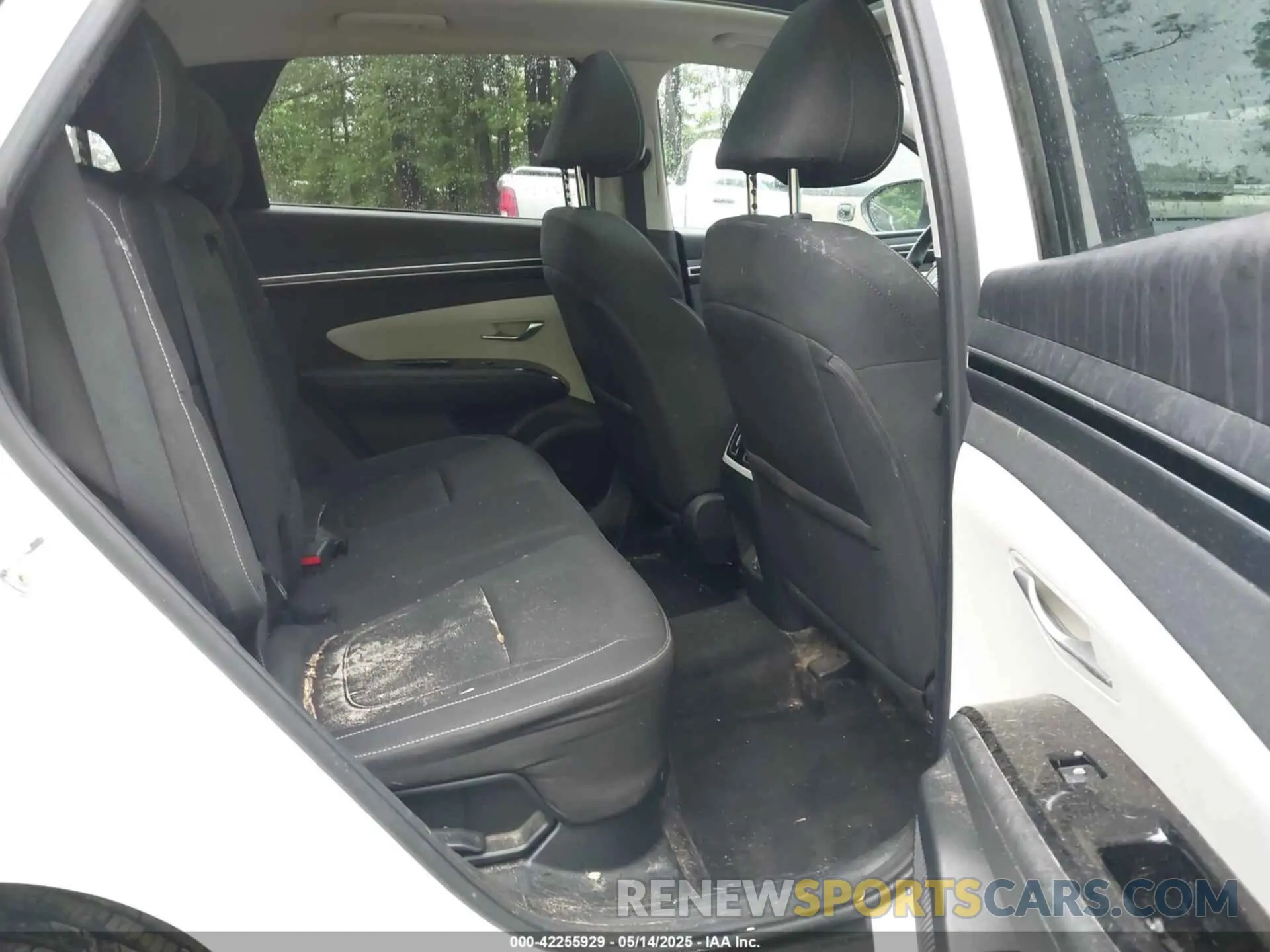 8 Photograph of a damaged car KM8JFCA12NU060272 HYUNDAI TUCSON HYBRID 2022