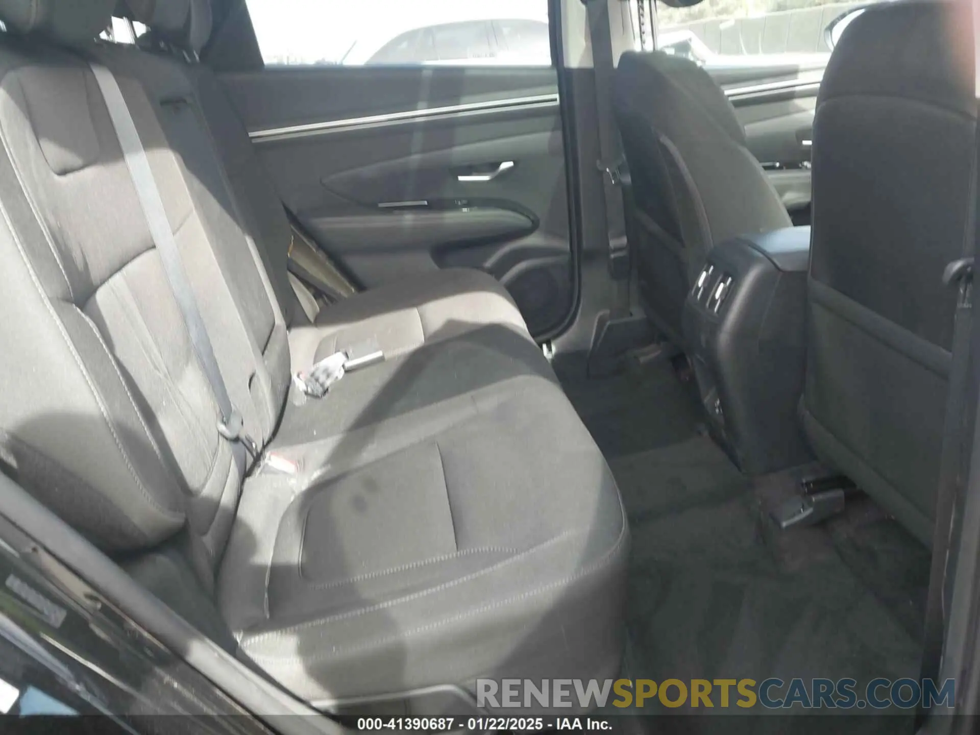 8 Photograph of a damaged car KM8JFCA18NU026370 HYUNDAI TUCSON HYBRID 2022
