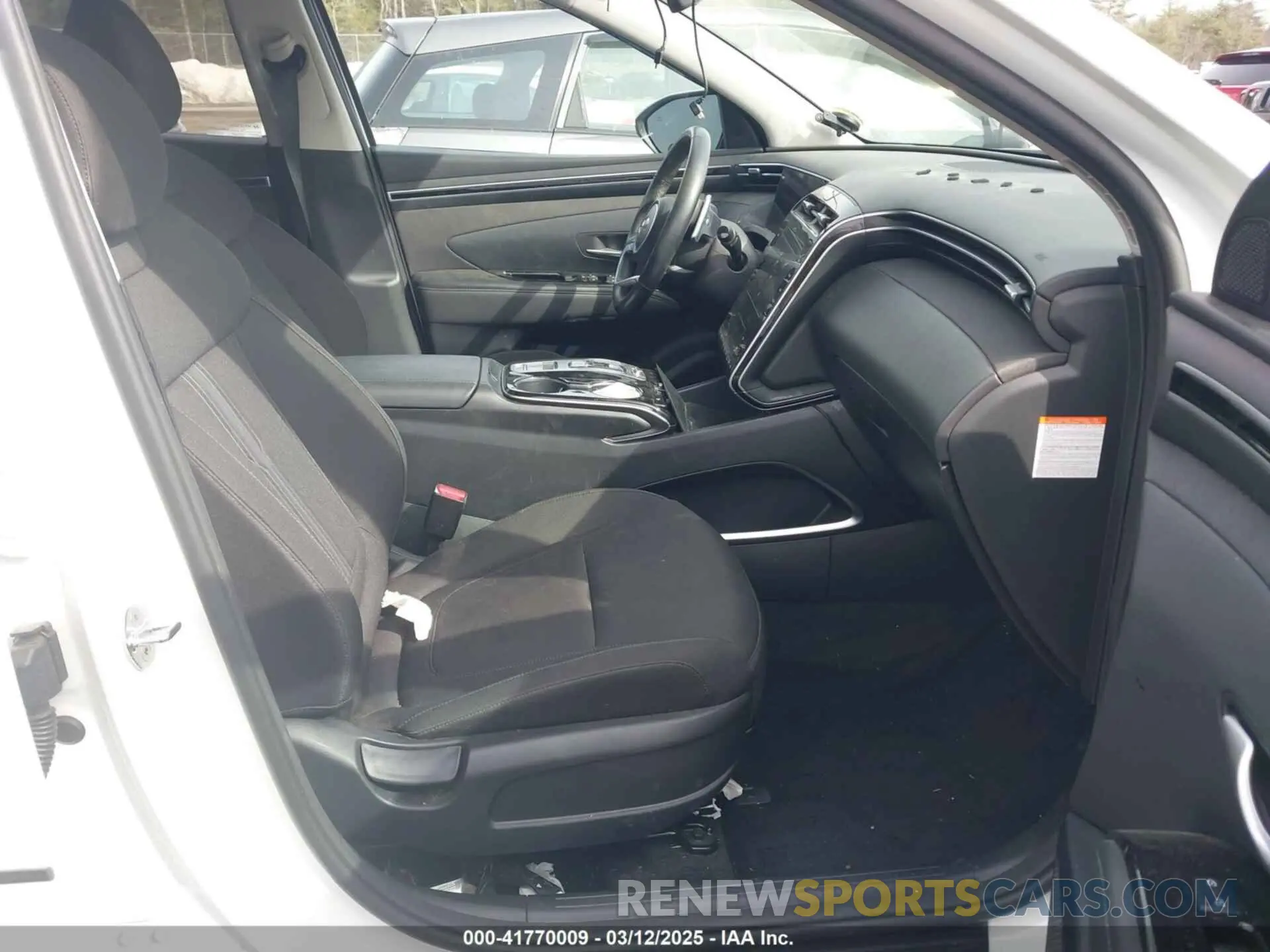 5 Photograph of a damaged car KM8JFCA18NU049213 HYUNDAI TUCSON HYBRID 2022