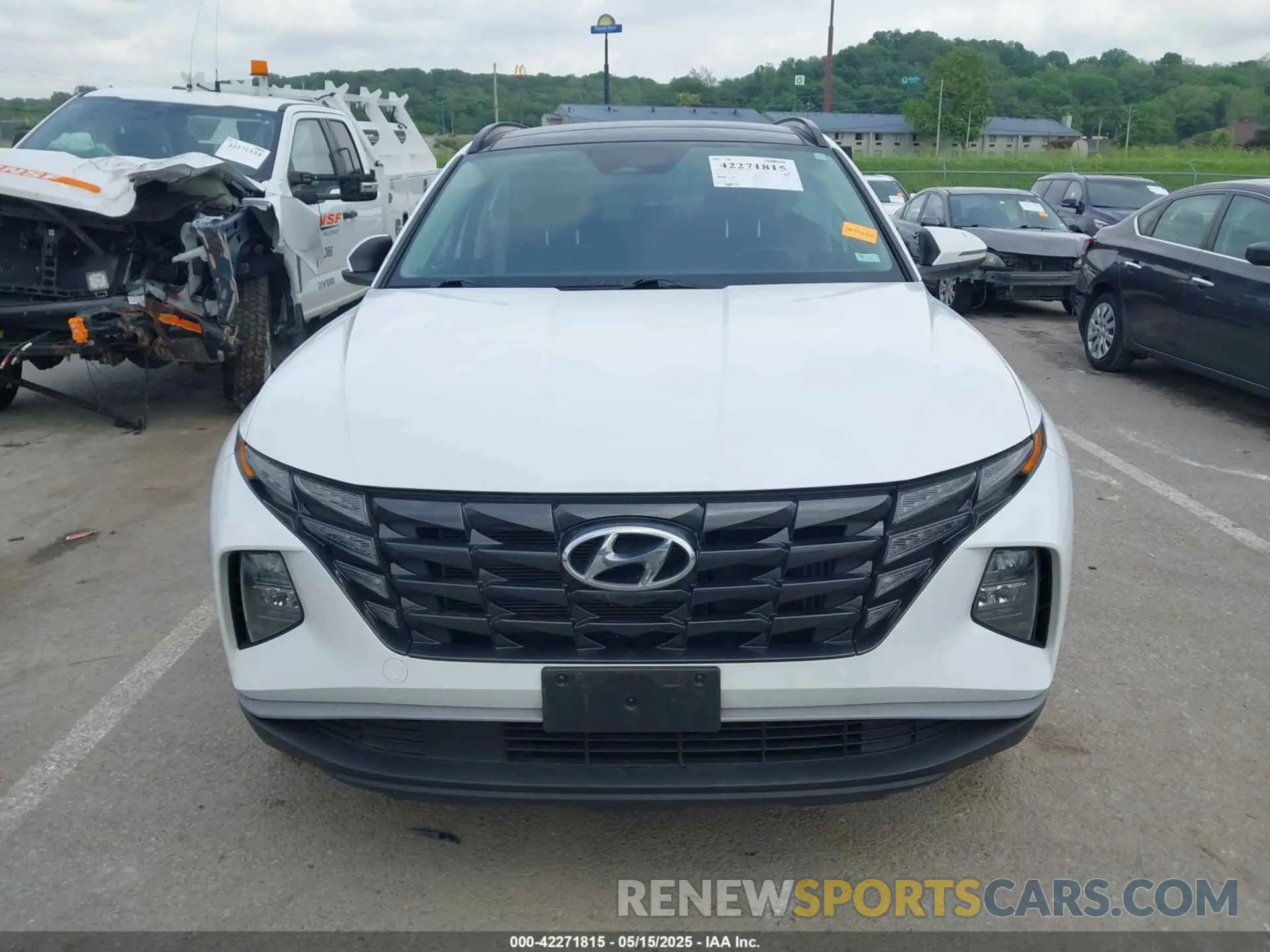 12 Photograph of a damaged car KM8JFCA18NU050944 HYUNDAI TUCSON HYBRID 2022
