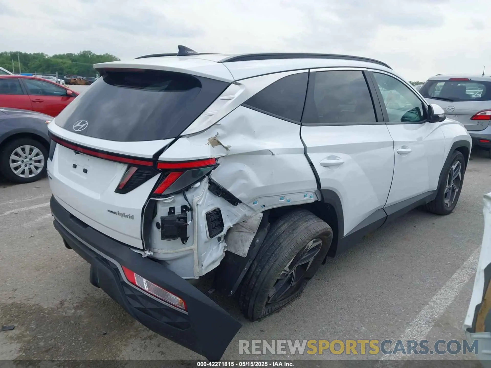 4 Photograph of a damaged car KM8JFCA18NU050944 HYUNDAI TUCSON HYBRID 2022