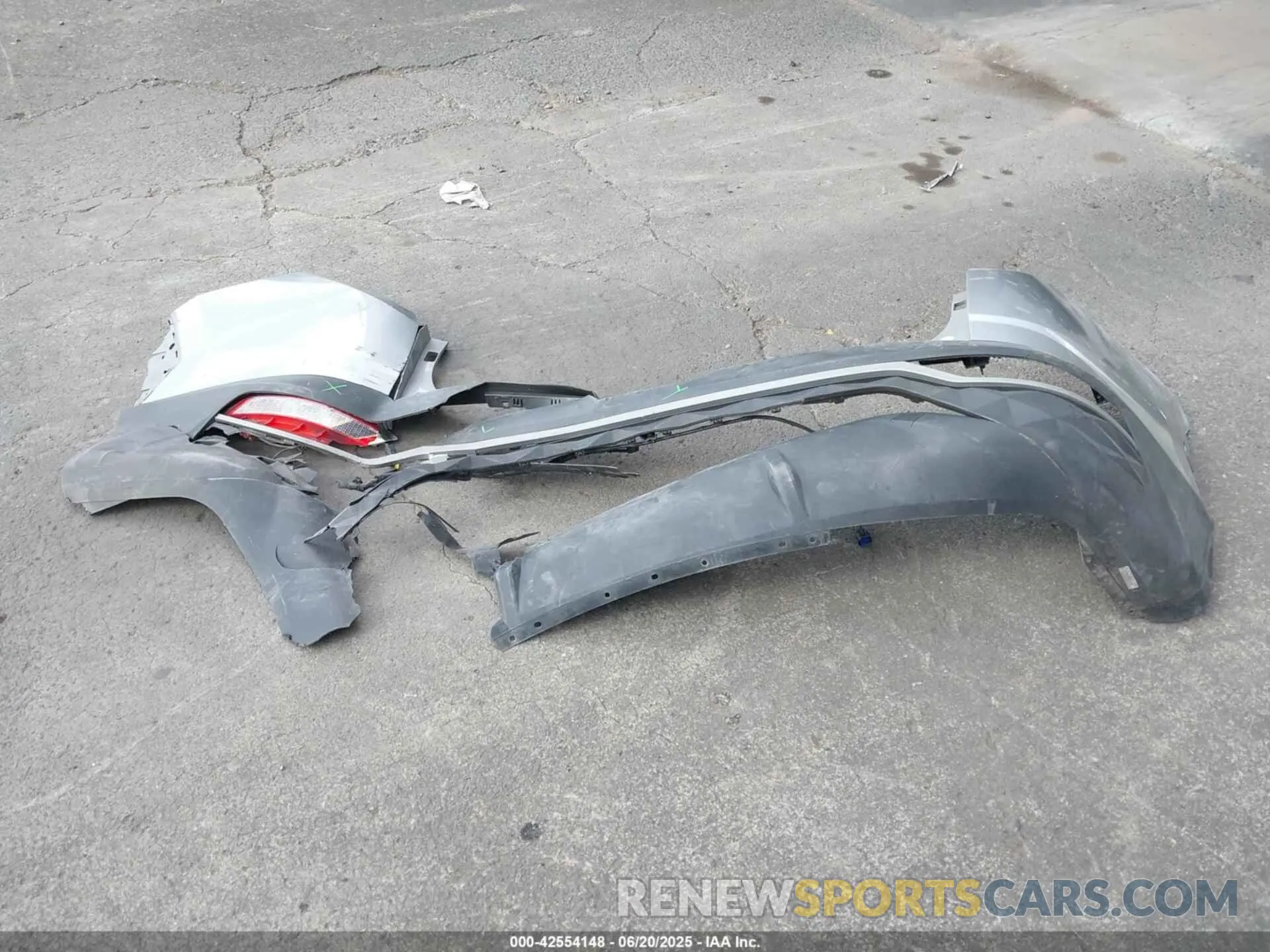 12 Photograph of a damaged car KM8JFCA18NU058493 HYUNDAI TUCSON HYBRID 2022