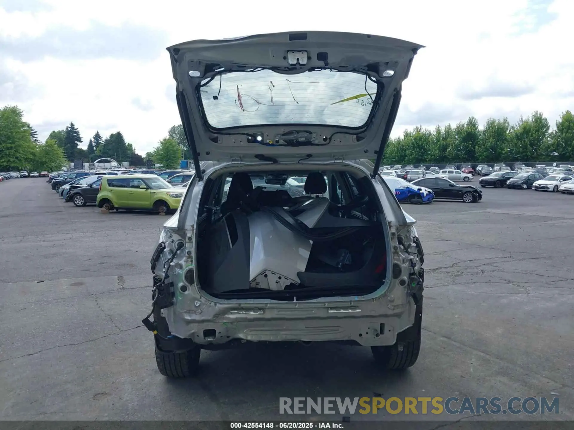 17 Photograph of a damaged car KM8JFCA18NU058493 HYUNDAI TUCSON HYBRID 2022