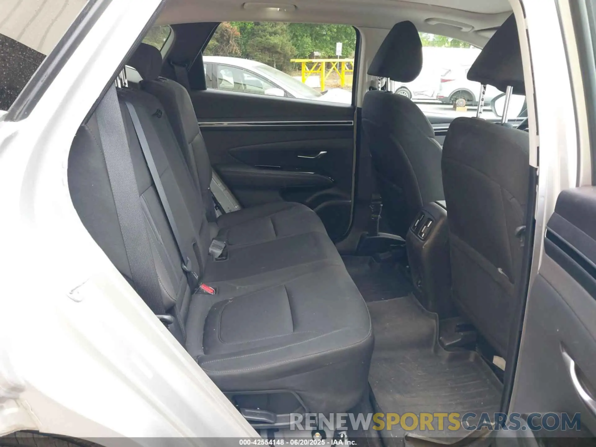 8 Photograph of a damaged car KM8JFCA18NU058493 HYUNDAI TUCSON HYBRID 2022