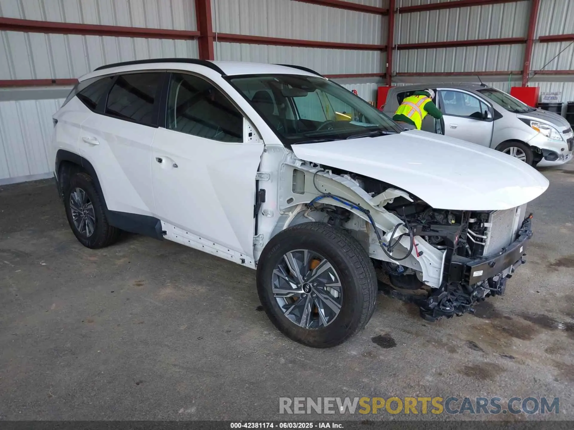 1 Photograph of a damaged car KM8JBCA12PU096106 HYUNDAI TUCSON HYBRID 2023
