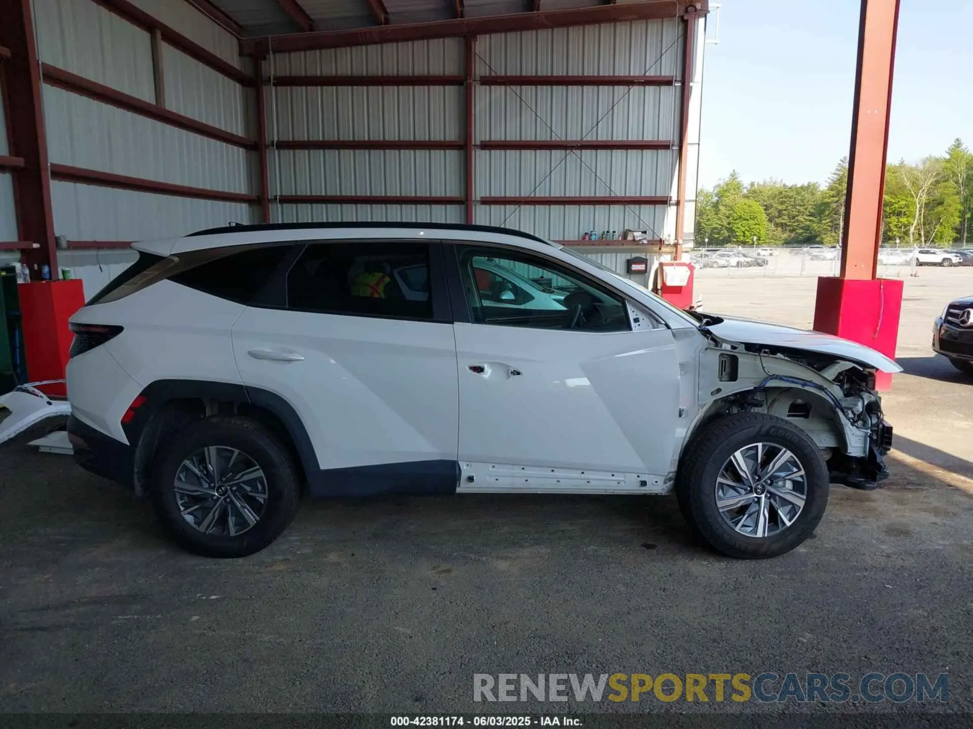 14 Photograph of a damaged car KM8JBCA12PU096106 HYUNDAI TUCSON HYBRID 2023
