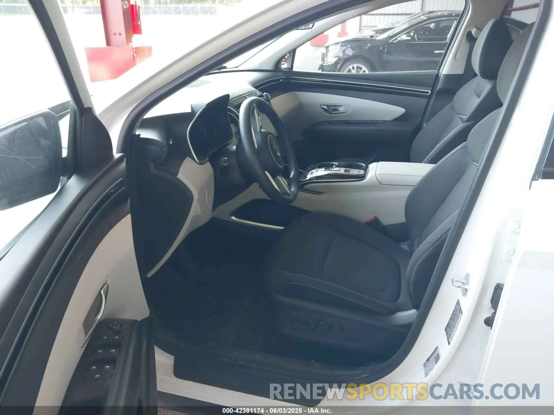 5 Photograph of a damaged car KM8JBCA12PU096106 HYUNDAI TUCSON HYBRID 2023
